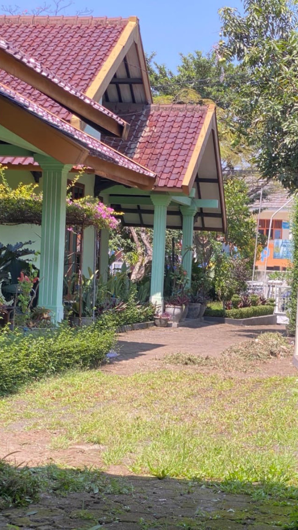 Rumah Authentic Tanah Luas di Kota Bandung 