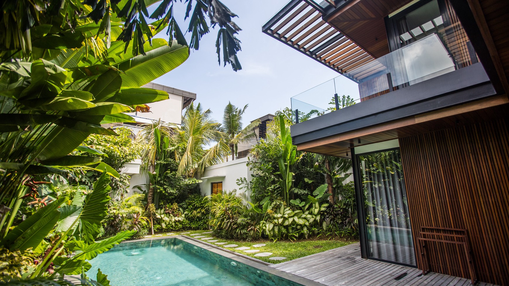 Leasehold brand new modern  villa 4 bedrooms with good ROI with view jungle , Canggu