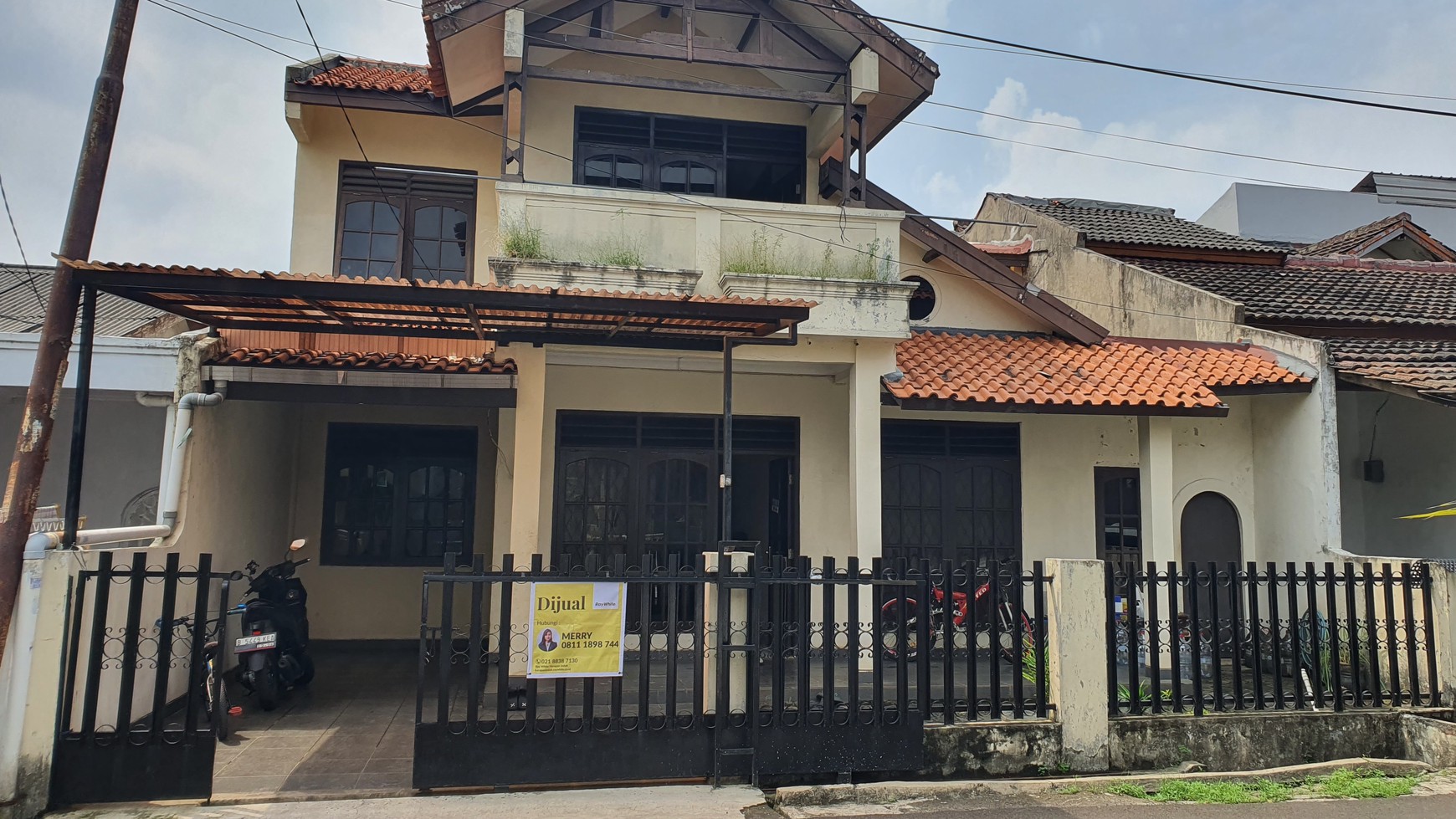 Rumah 2 Lantai di Komplek Patria Jaya Pondok Gede Bekasi