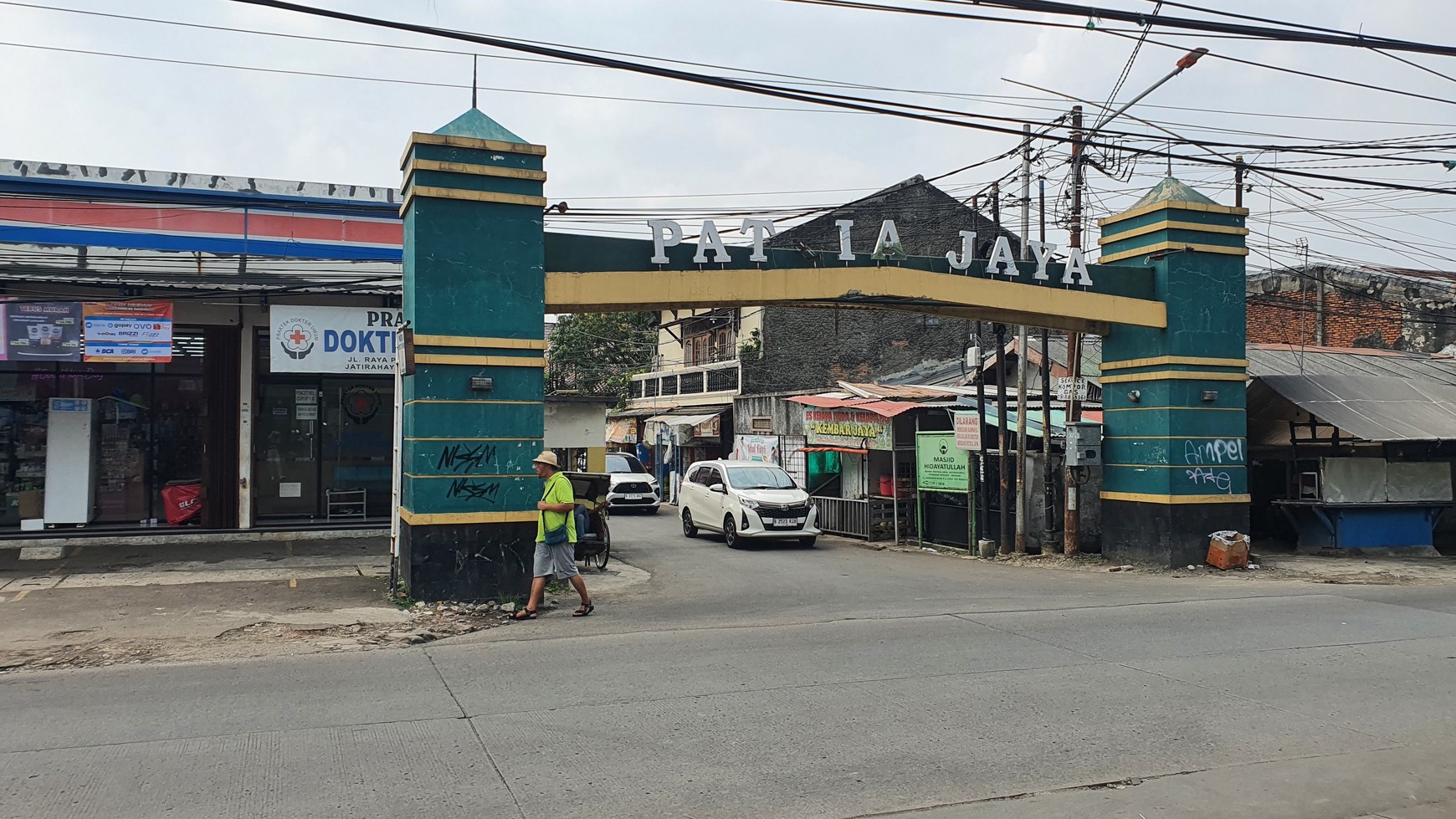 Rumah 2 Lantai di Komplek Patria Jaya Pondok Gede Bekasi