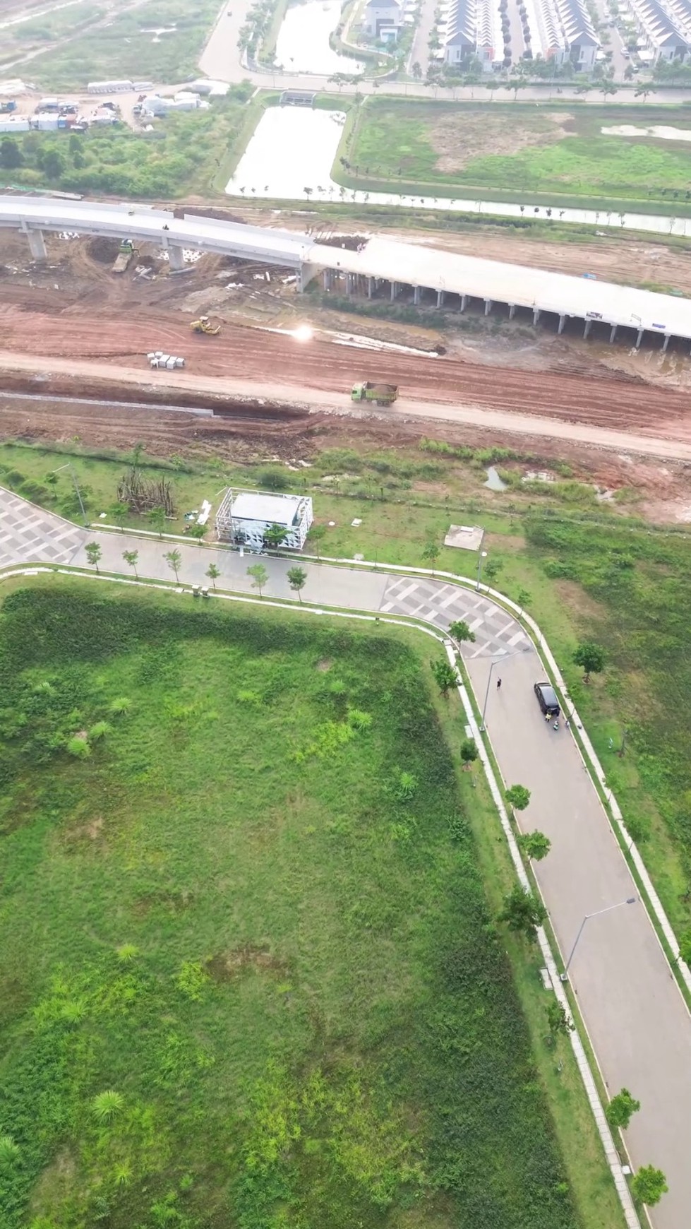 Tanah Komersil 1087m2 23,5juta di PIK 2 Lokasi Hook SUPER