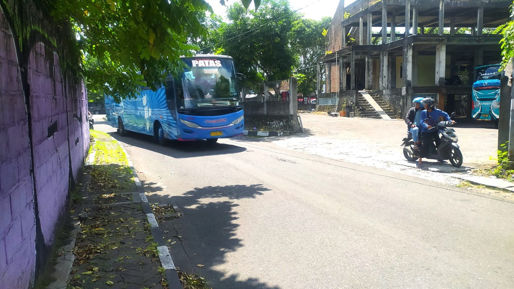 Tanah Bonus Bangunan Lokasi Strategis Dekat Terminal Jombor Sleman 