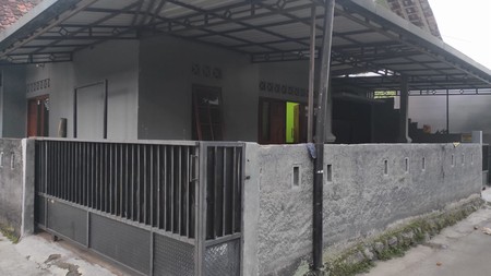 Rumah Tinggal 4 Kamar Lokasi Wedomartani Ngemplak Sleman