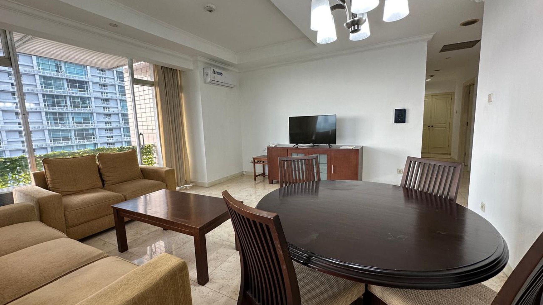 Dijual unit Apartemen Istana Sahid - Sudirman - Jakarta Pusat