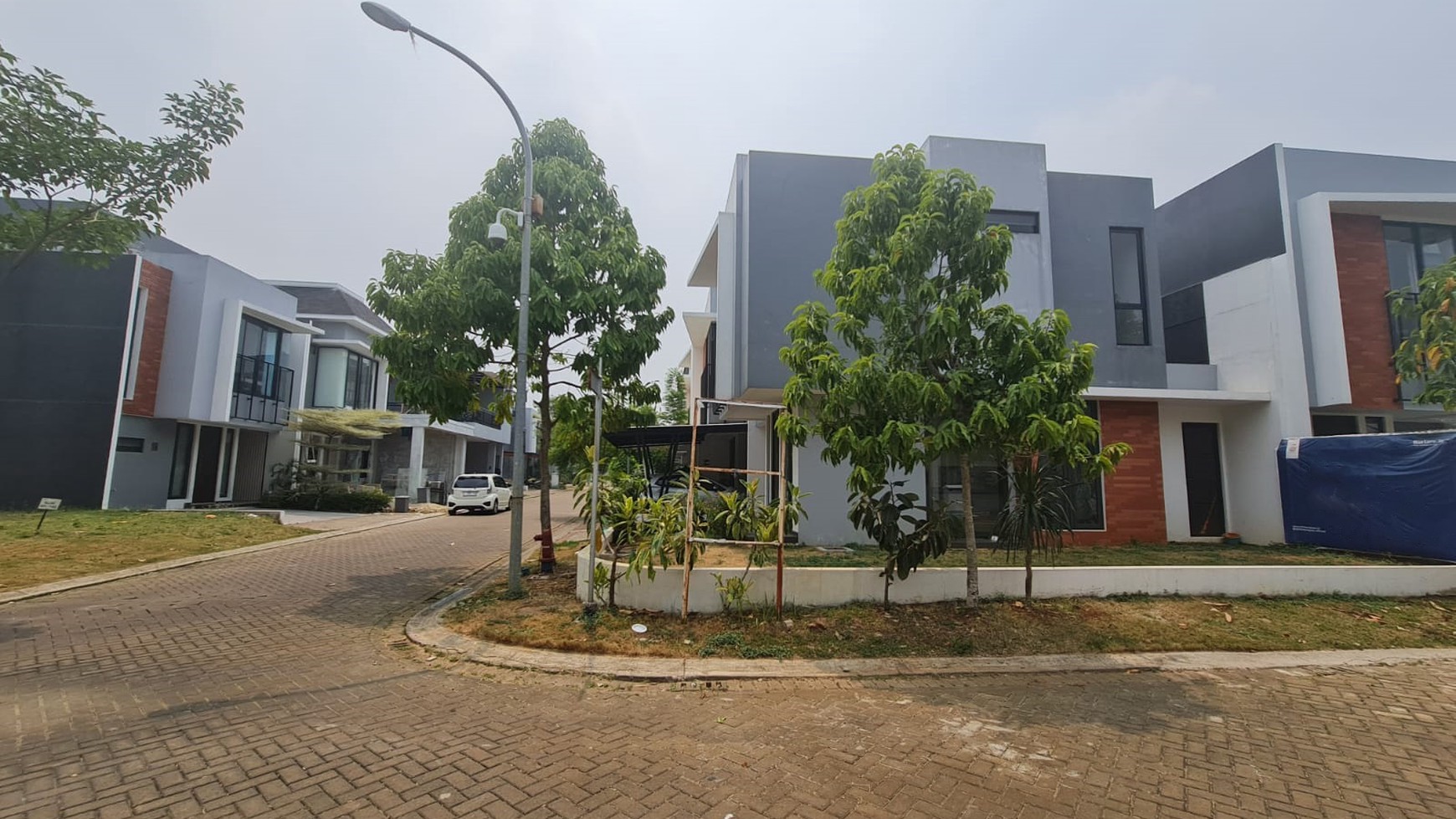 Rumah Hook Siap Huni dalam Cluster Exclusive @Bintaro Sektor 7