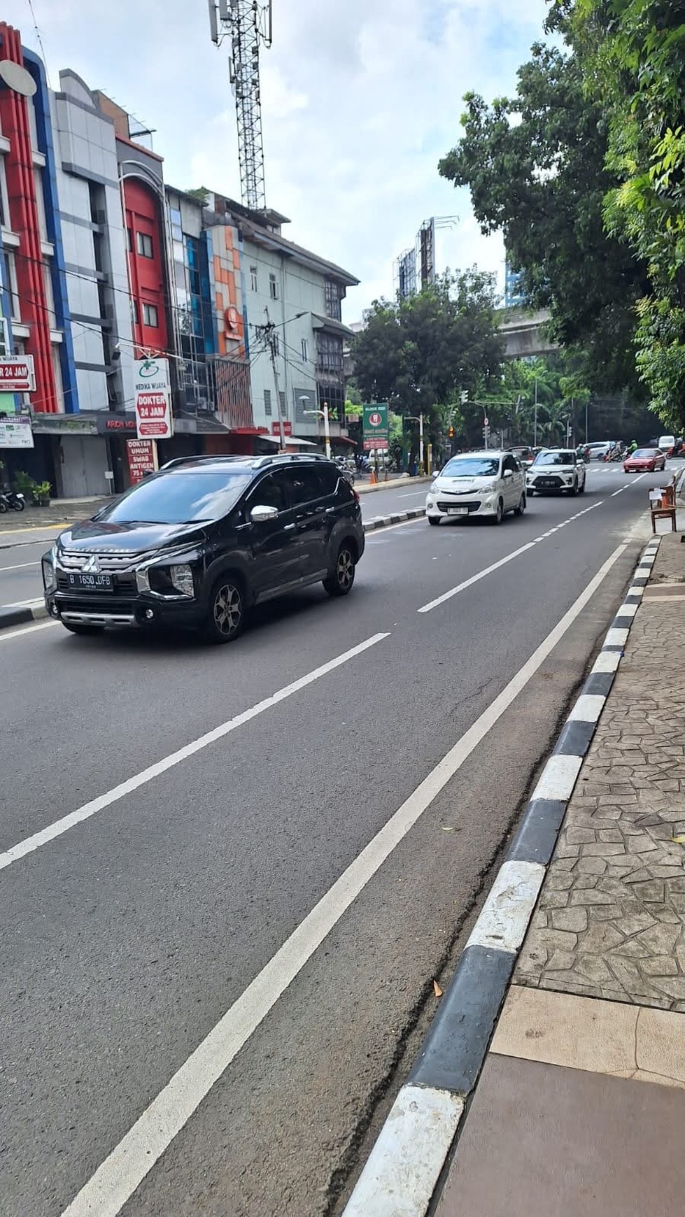 Tanah Komersil 680m2 di Kebayoran Baru, Jakarta Selatan