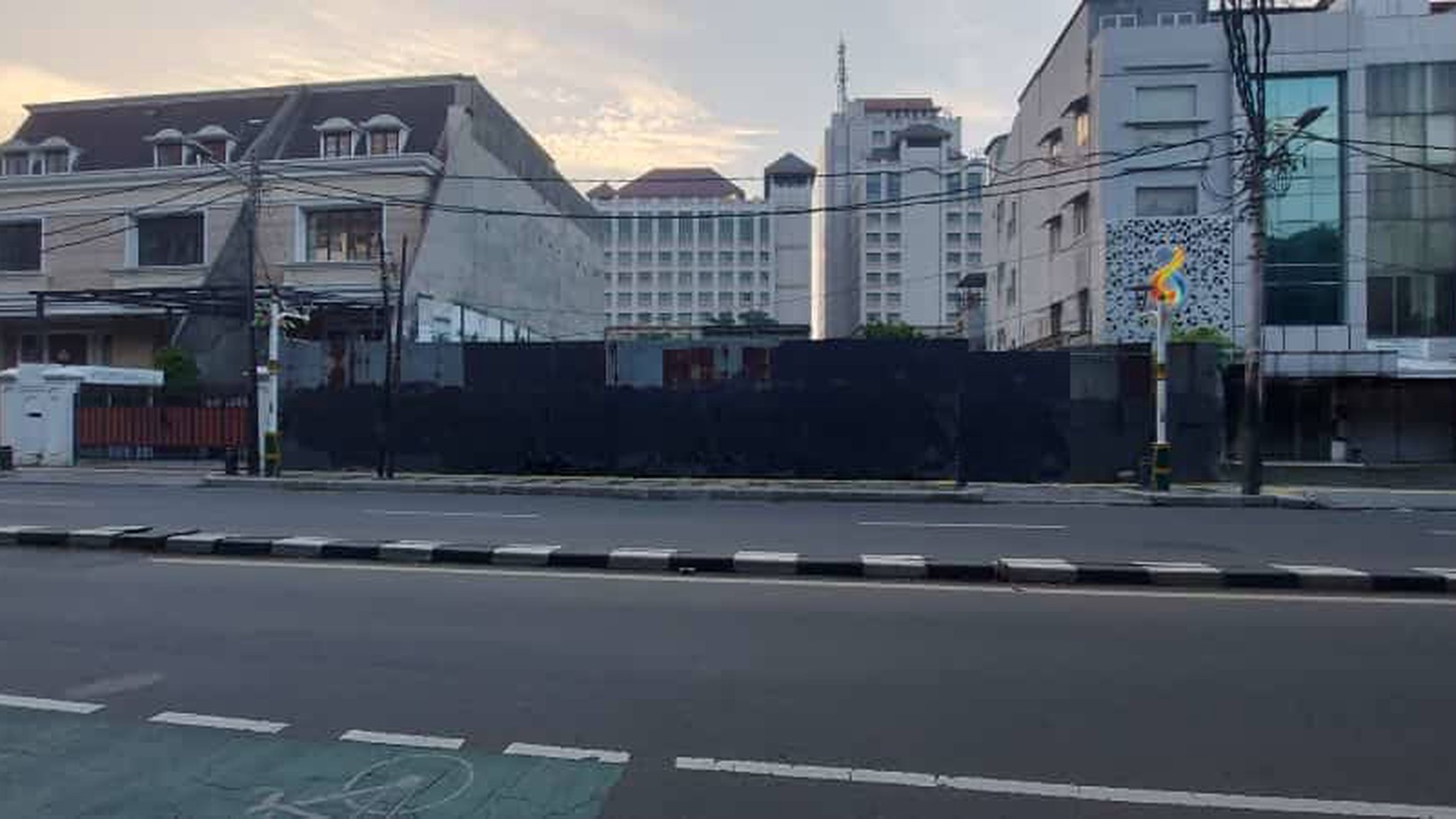 Tanah Komersil 680m2 di Kebayoran Baru, Jakarta Selatan