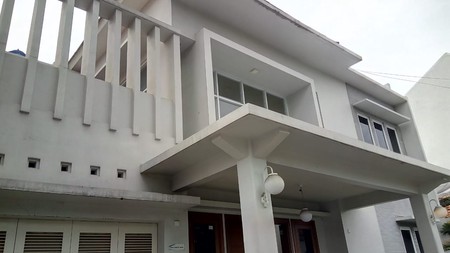 Rumah disewakan di Guntur, Setiabudi, Jakarta Selatan