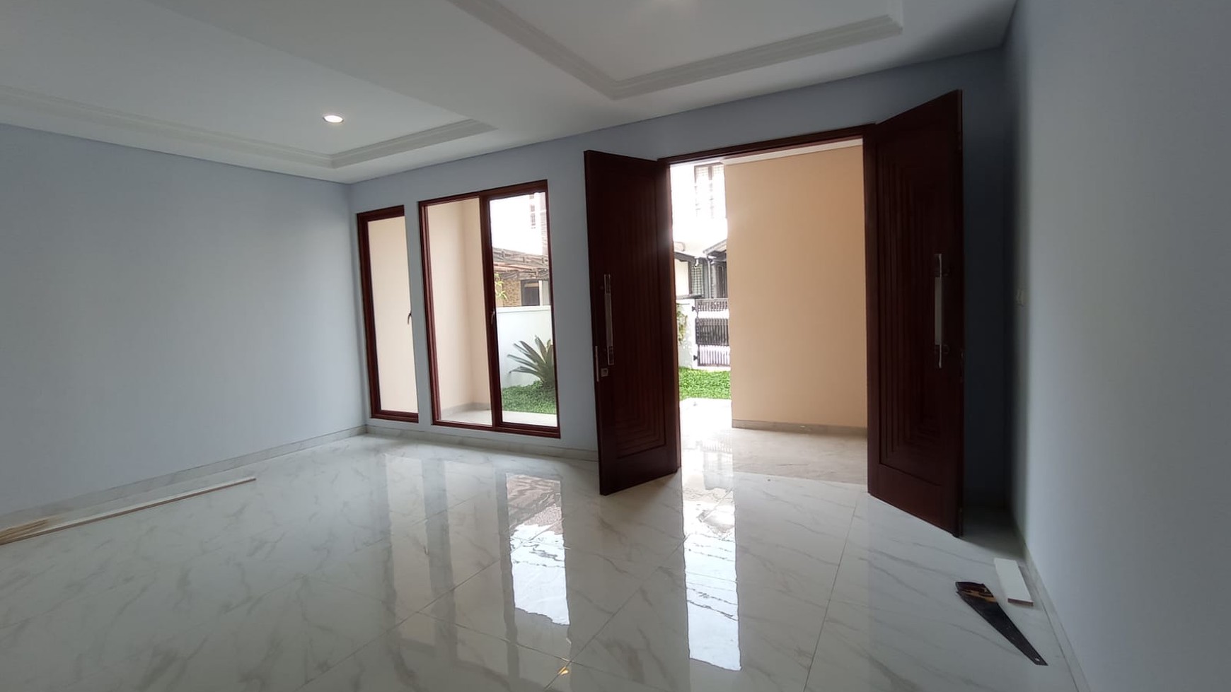 Rumah Cantik dengan Bangunan Baru dan Siap Huni @Puter, Bintaro