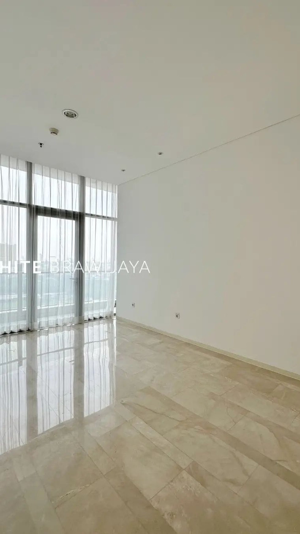 Verde Two Apartment Kuningan 4BR Semi Furnished