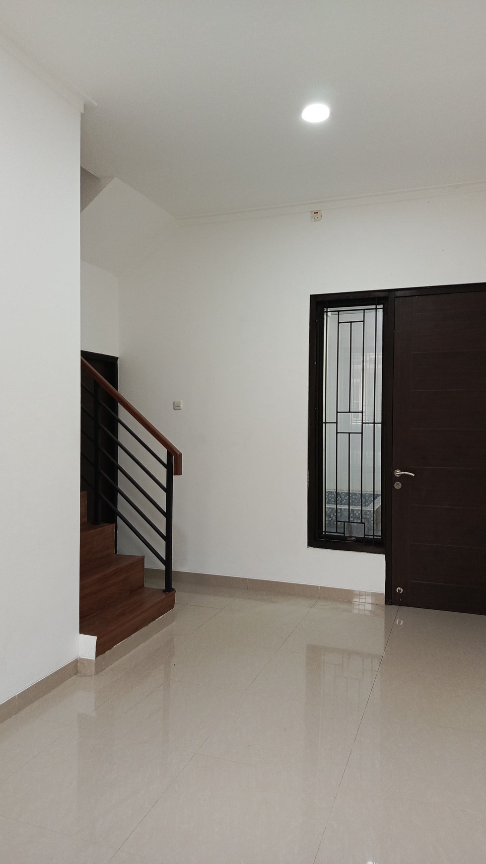 Rumah di Bamboo Prime Residence harga Murah 2 lantai di pamulang