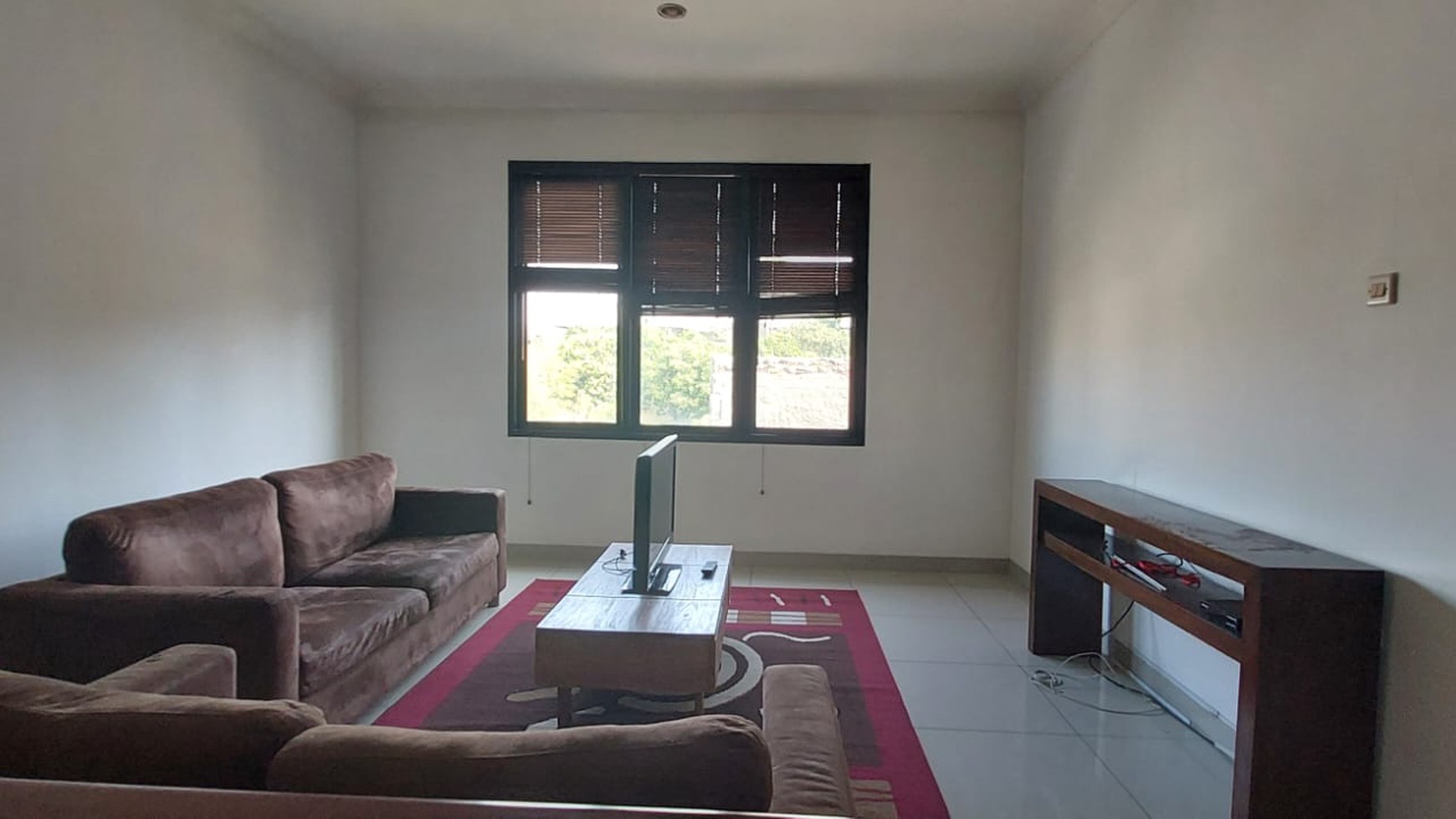 Rumah Minimalis Furnished di Komplek Setraduta Bandung