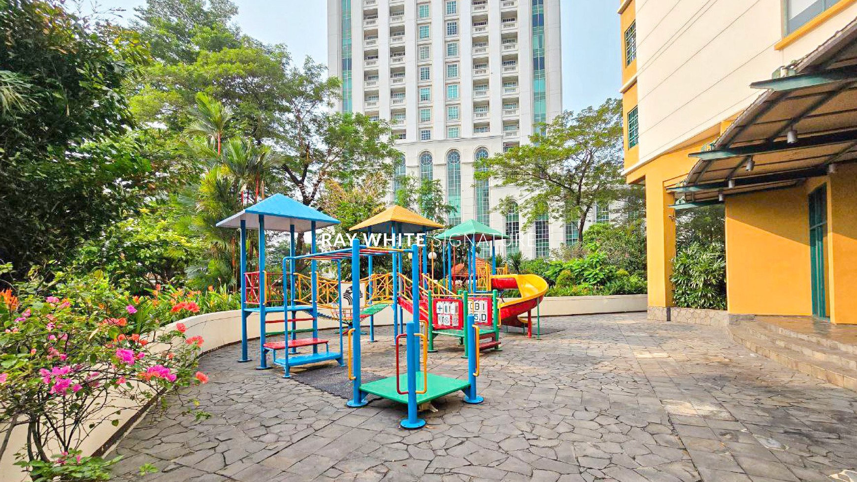 Dijual Apartemen Permata Safir 2 Bedrooms