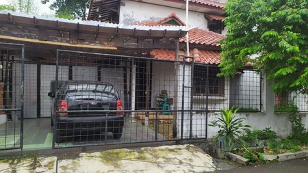 Rumah 2 Lantai, Lokasi strategis di Bintaro Sektor 2