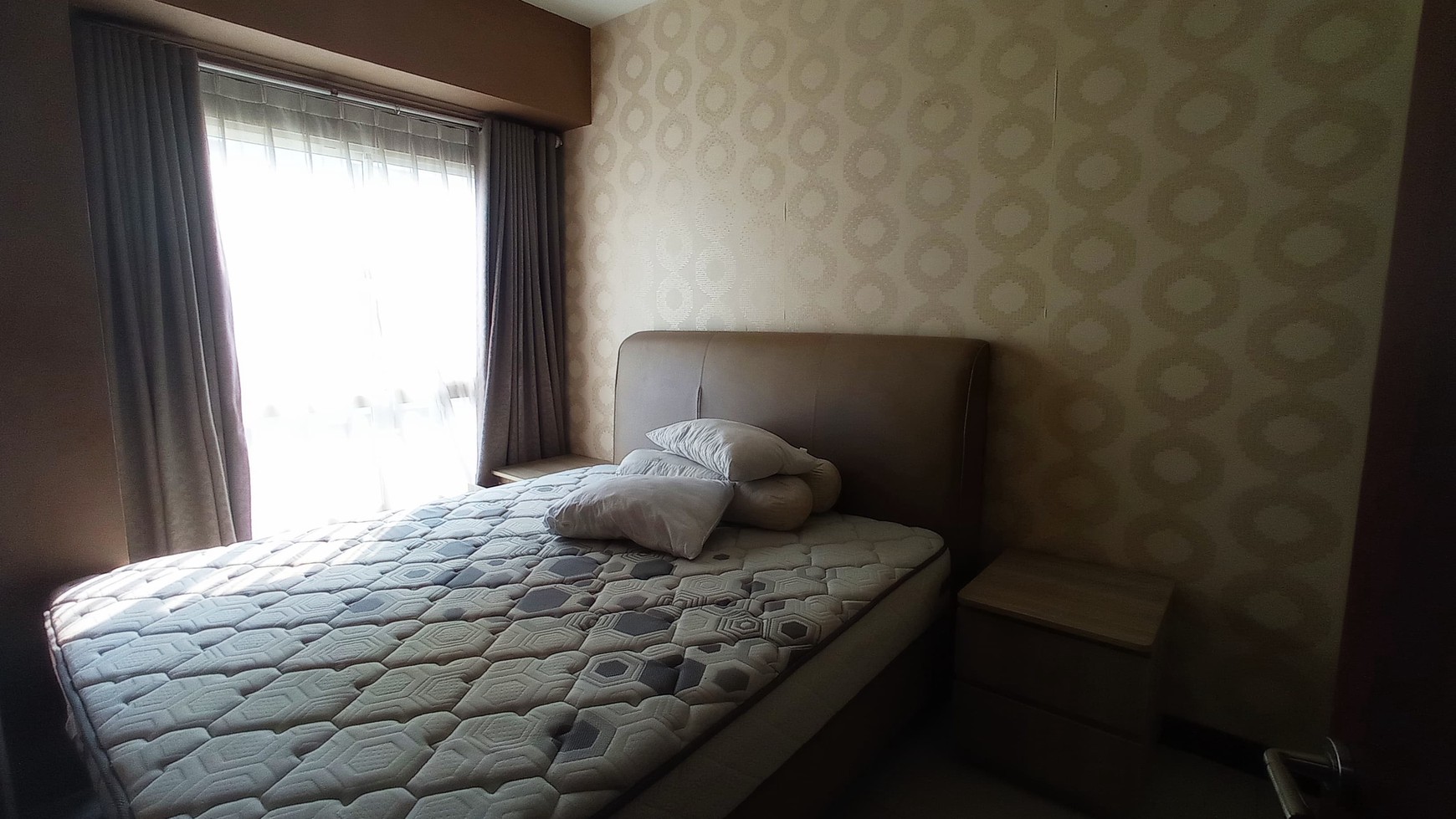 Apartemen full furnished Nyaman dan Stylish untuk Gaya Hidup Anda. Lokasi strategis di Gading Serpong. Apartemen Scientia Garden book Sekarang! Harga terjangkau sewa murah uda dapat full furnished fas