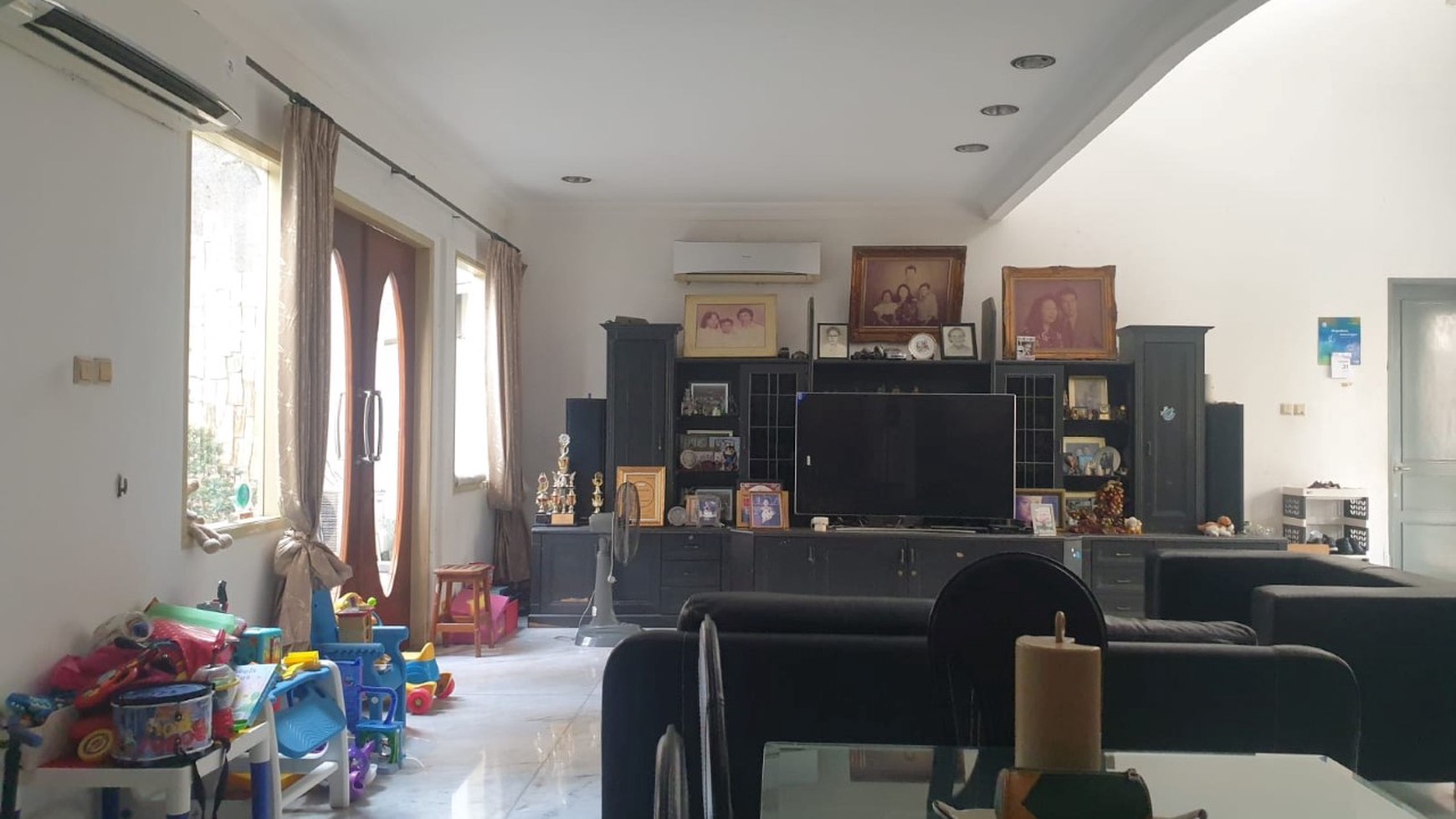 Rumah Hitung Tanah Area Cipete