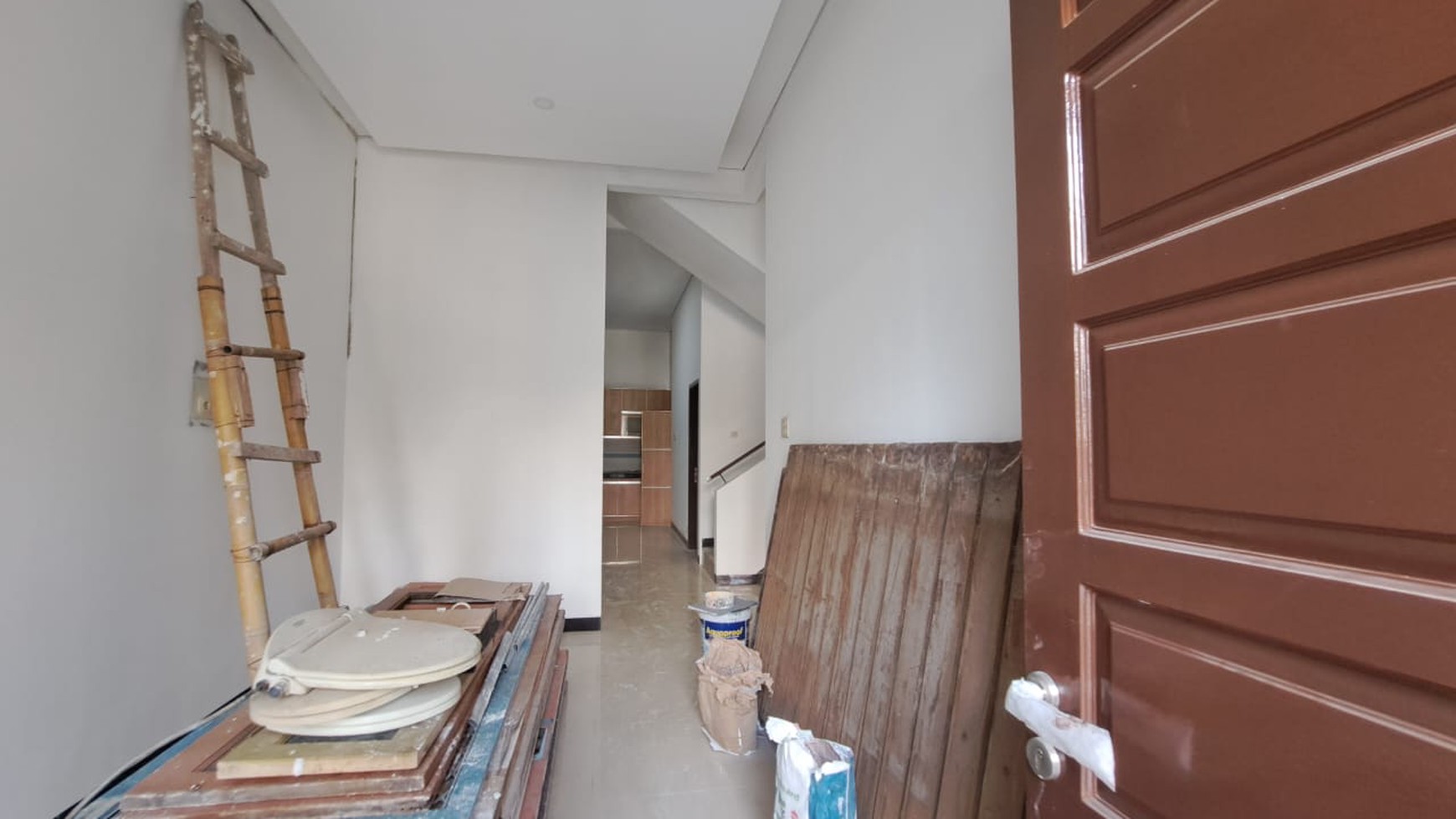 Rumah Hitung Tanah Area Cipete