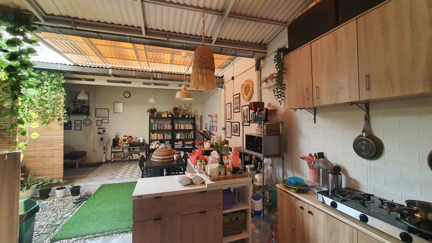 Rumah Hitung Tanah Area Cipete