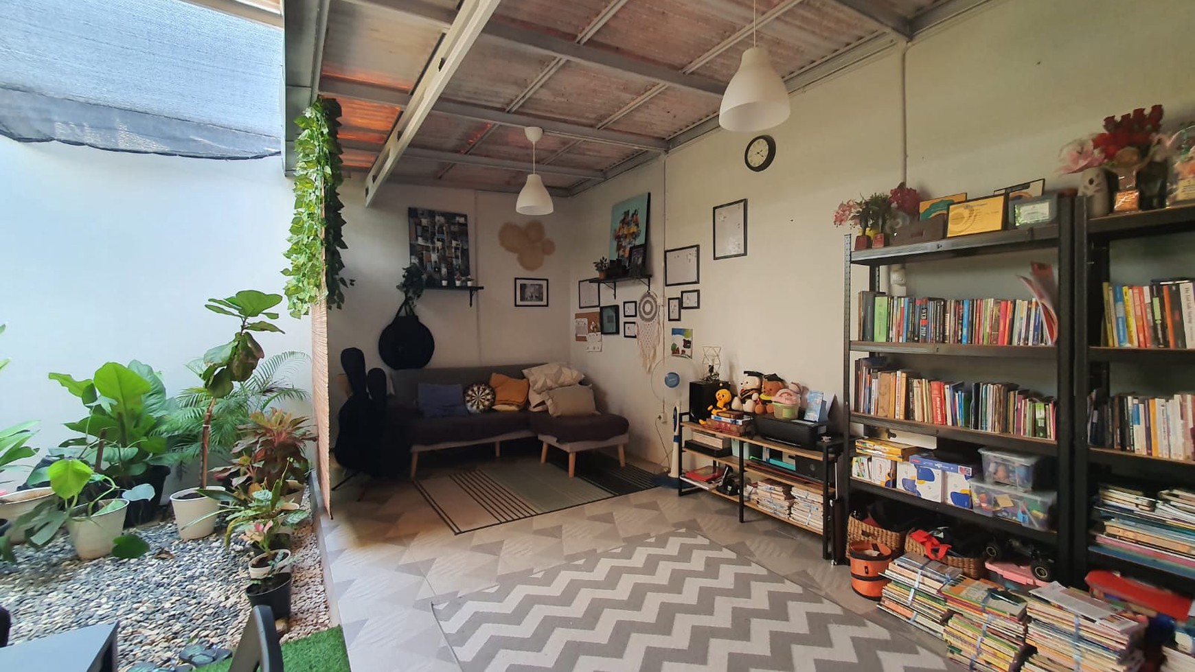 Rumah Hitung Tanah Area Cipete