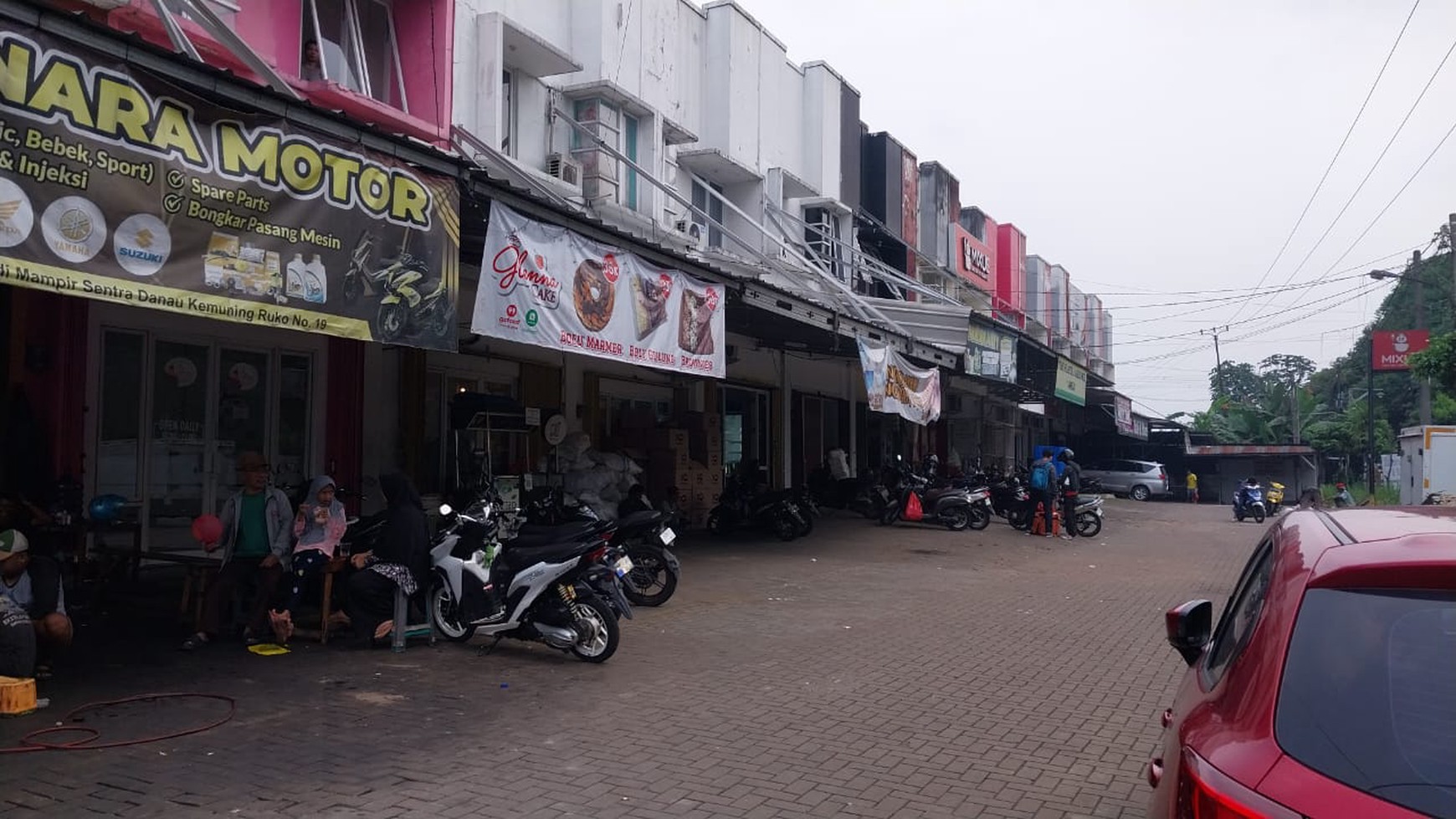 Dijual Cepat Ruko Murah Tiga Lantai  Pinggir Jalan Cimanggis Raya 