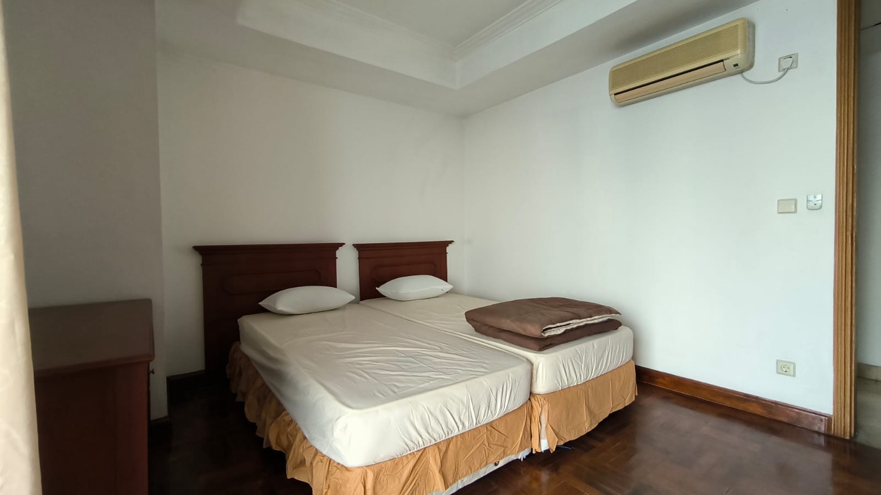 Dijual unit Apartemen Park Royal - Gatot Subroto - Jakarta Pusat