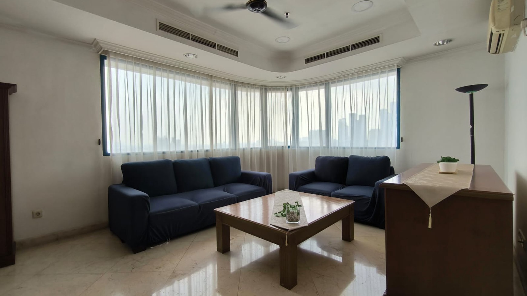 Dijual unit Apartemen Park Royal - Gatot Subroto - Jakarta Pusat