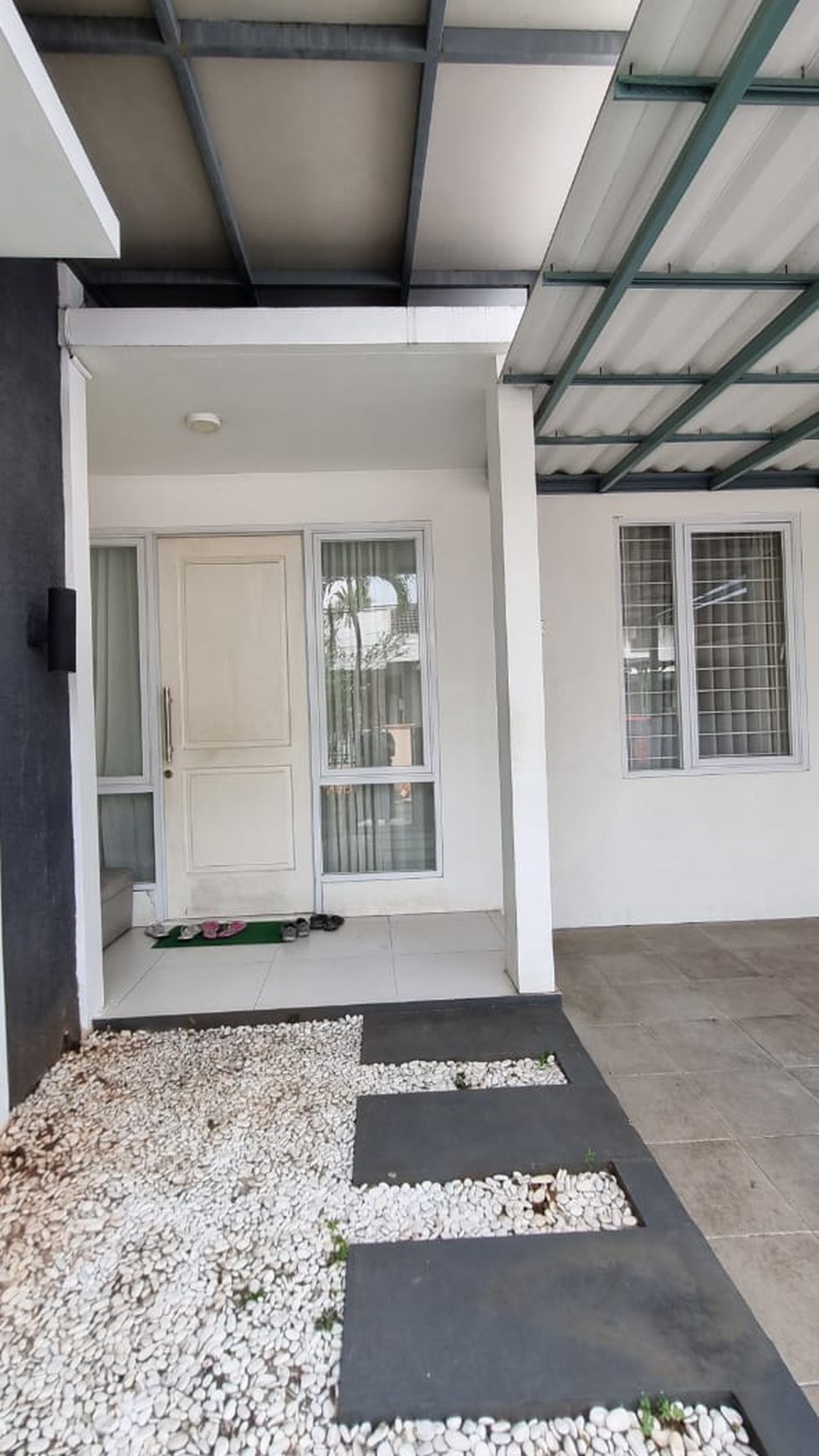 Rumah Cantik Minimalis Siap Huni dan Lingkungan Asri @Bintaro