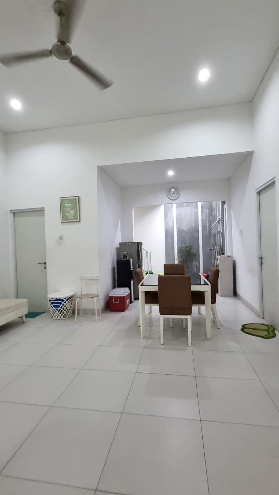 Rumah Cantik Minimalis Siap Huni dan Lingkungan Asri @Bintaro