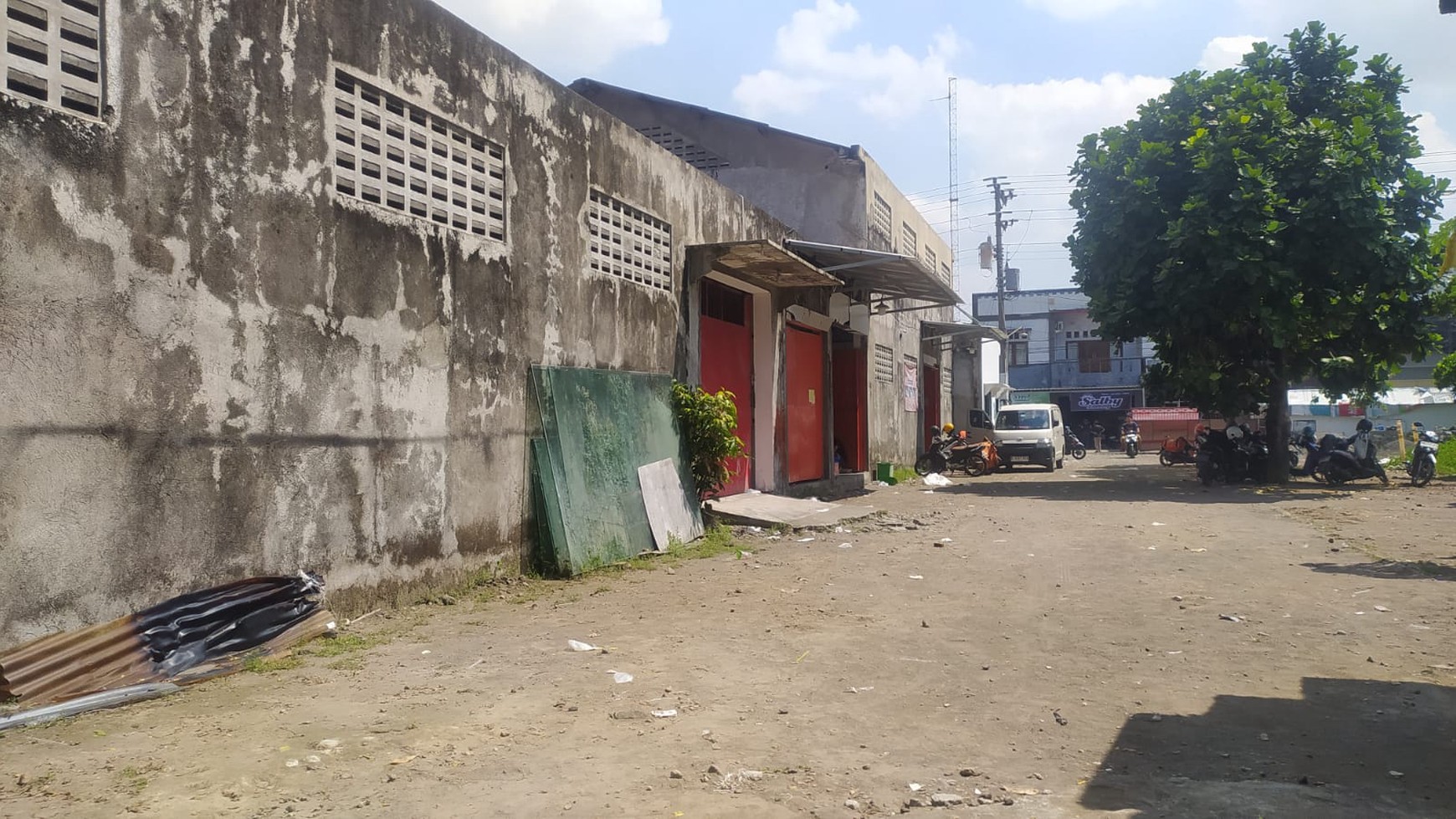 Dijual Tanah & Bangunan Lokasi Strategis di Condong Catur Sleman 