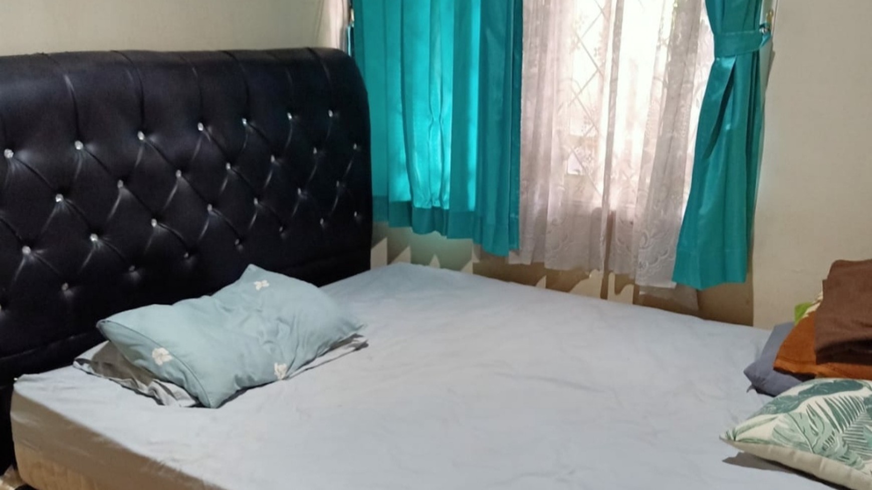 DI JUAL CEPAT BU BGT....HOT DEAL SAMPAI JADI Rumah dalam komplek Petukangan Jaksel