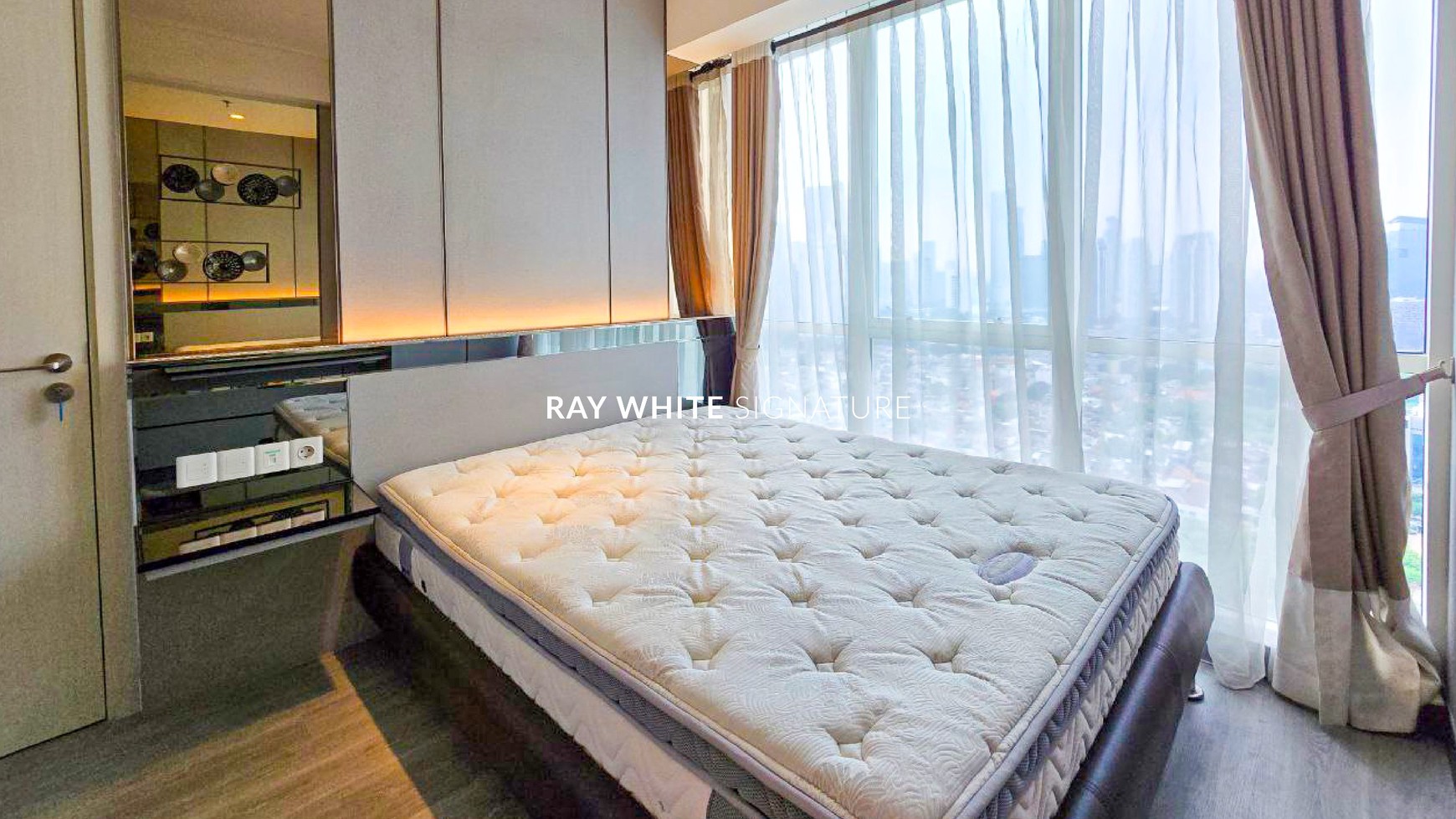 Dijual Apartemen  Setiabudi Sky Garden 2BR Harga Dibawah Pasaran 