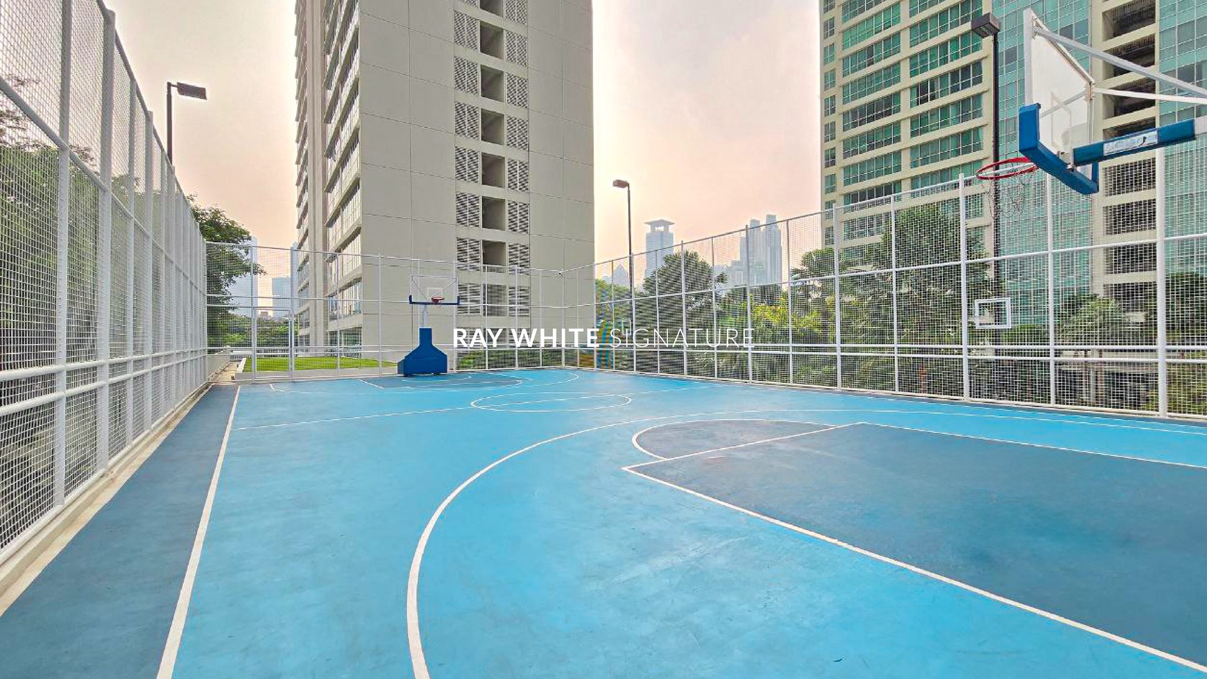 Dijual Apartemen  Setiabudi Sky Garden 2BR Harga Dibawah Pasaran 