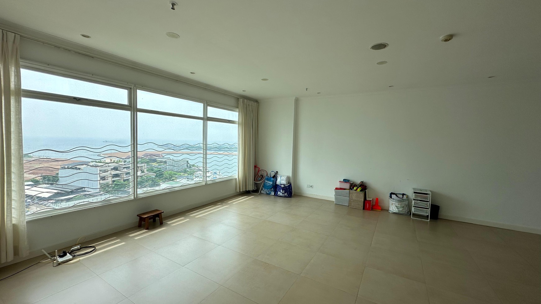 Apartemen Dengan View Laut