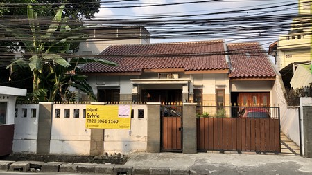 Rumah Strategis Pinggir Jalan Jl. Asem Baris Raya Tebet