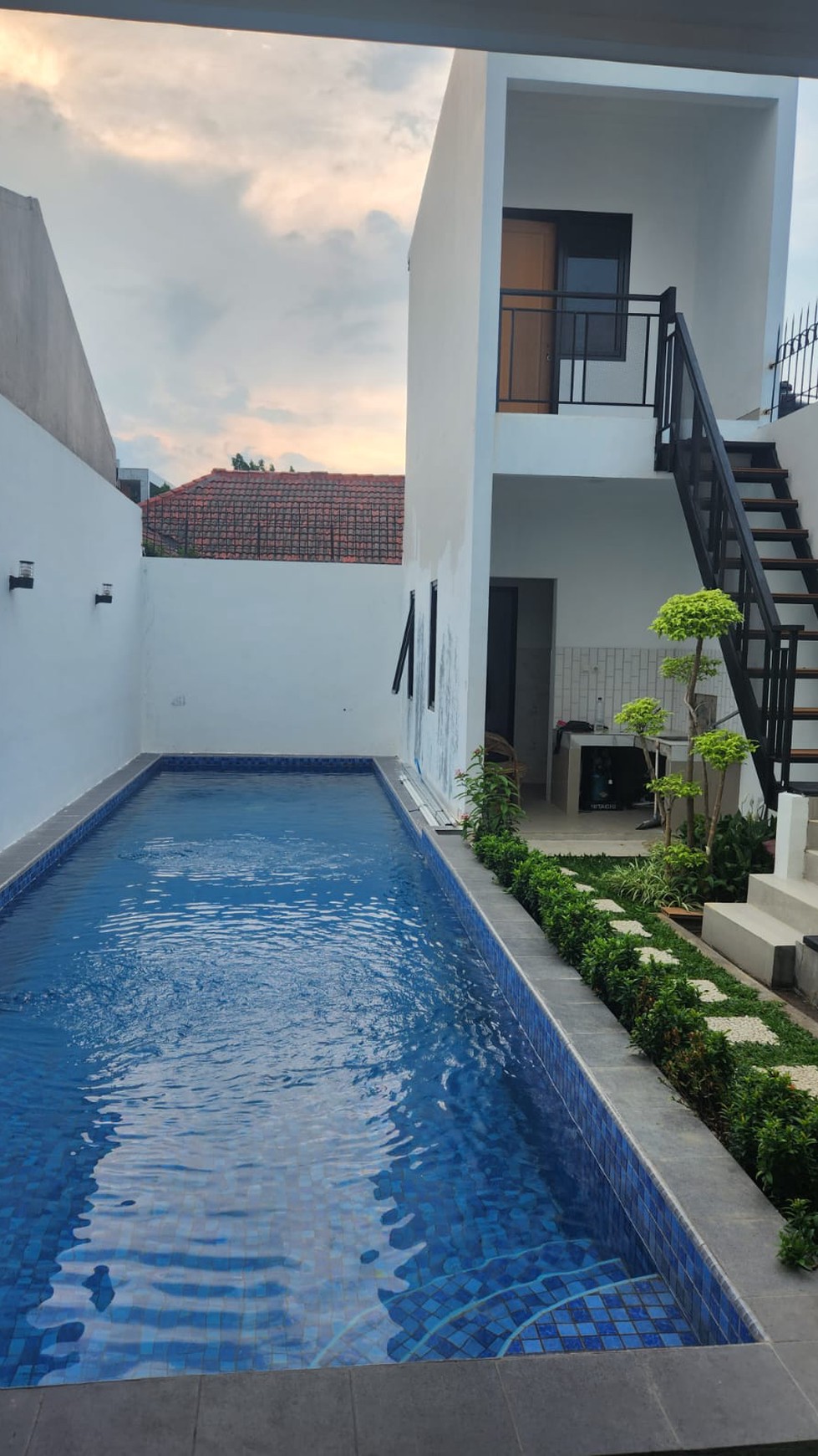 Brandnew rumah dijual kemang private pool lokasi kemang utara 