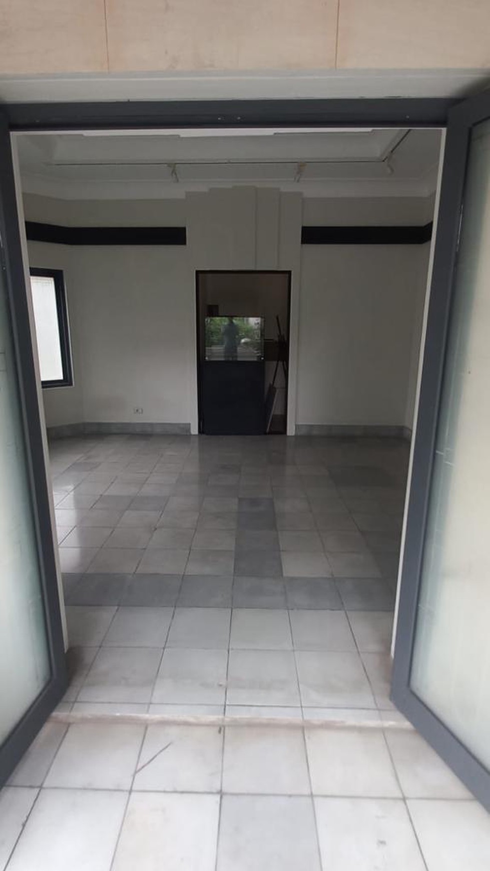 Dijual rumah di Jl H. Agus Salim - Menteng - Jakarta Pusat