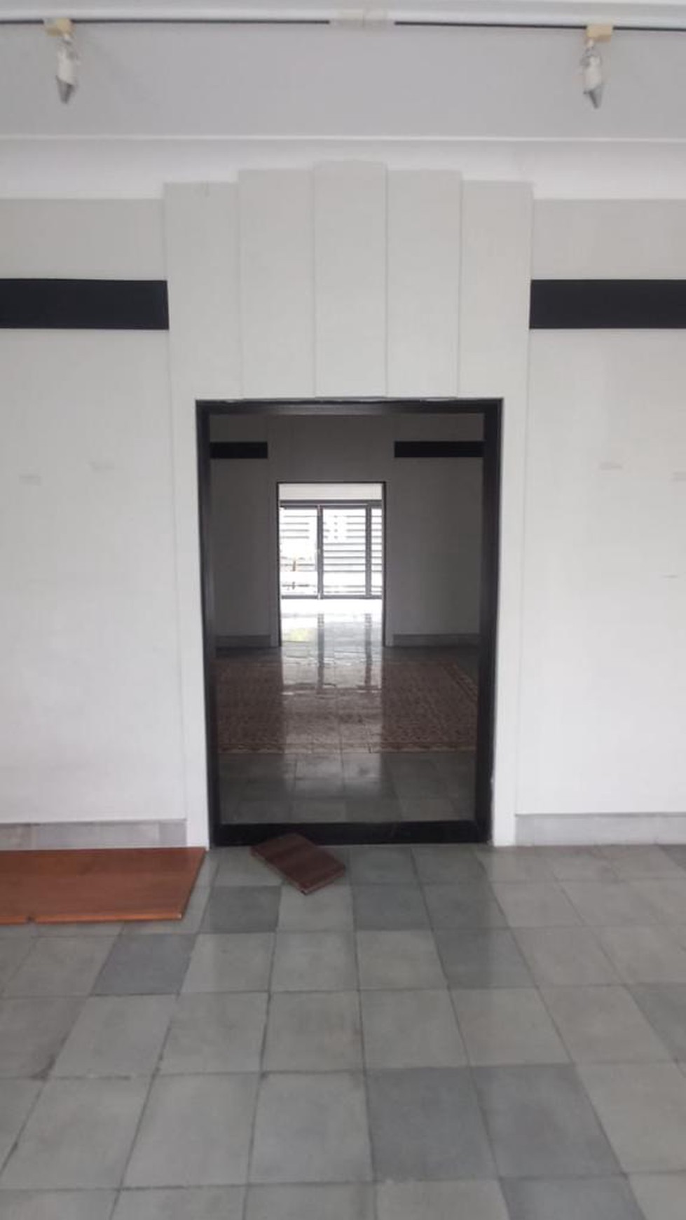 Dijual rumah di Jl H. Agus Salim - Menteng - Jakarta Pusat