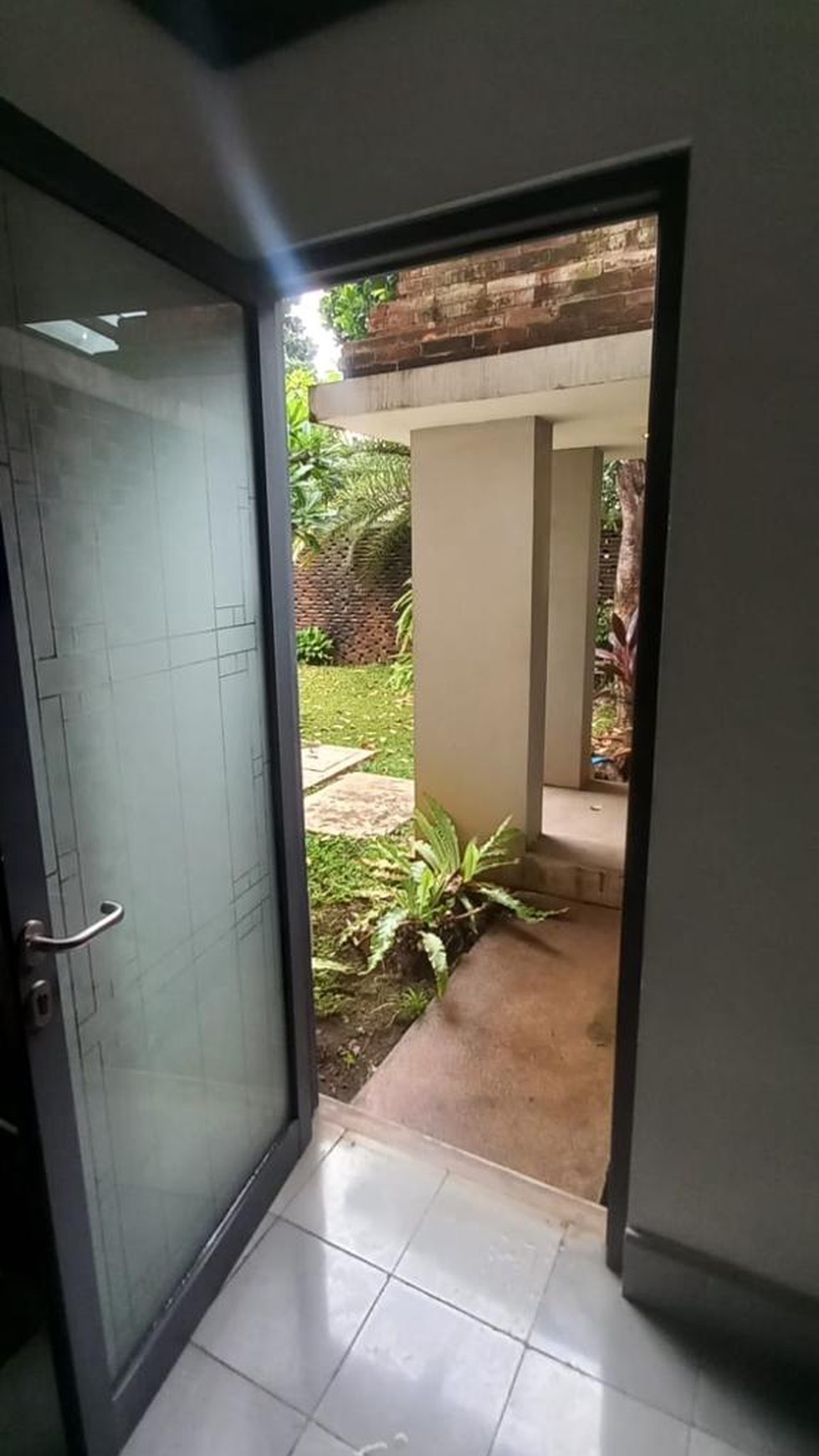 Dijual rumah di Jl H. Agus Salim - Menteng - Jakarta Pusat