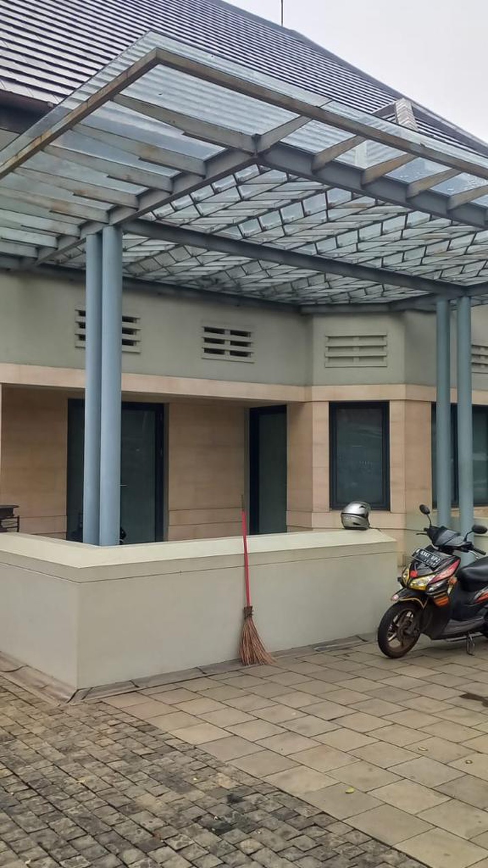 Dijual rumah di Jl H. Agus Salim - Menteng - Jakarta Pusat