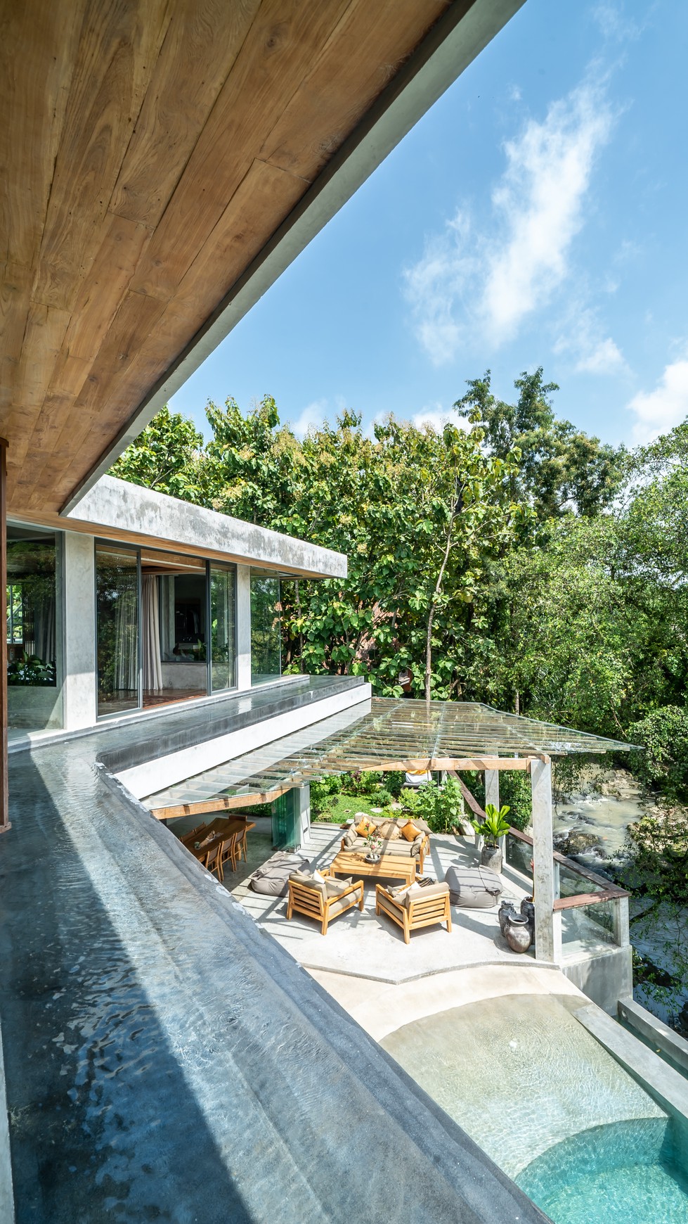 Rumah Hitung Tanah Area Cipete