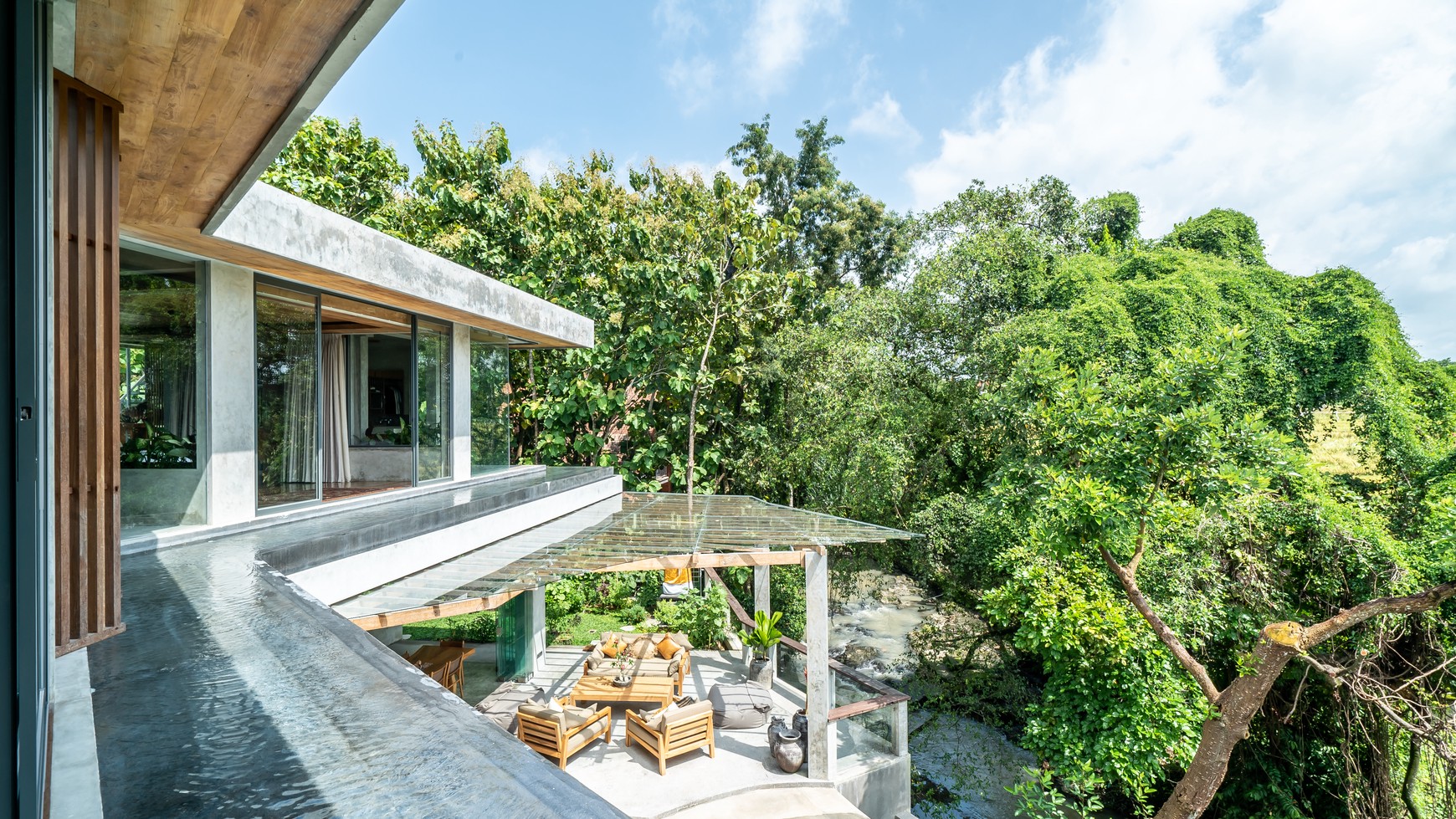 Rumah Hitung Tanah Area Cipete