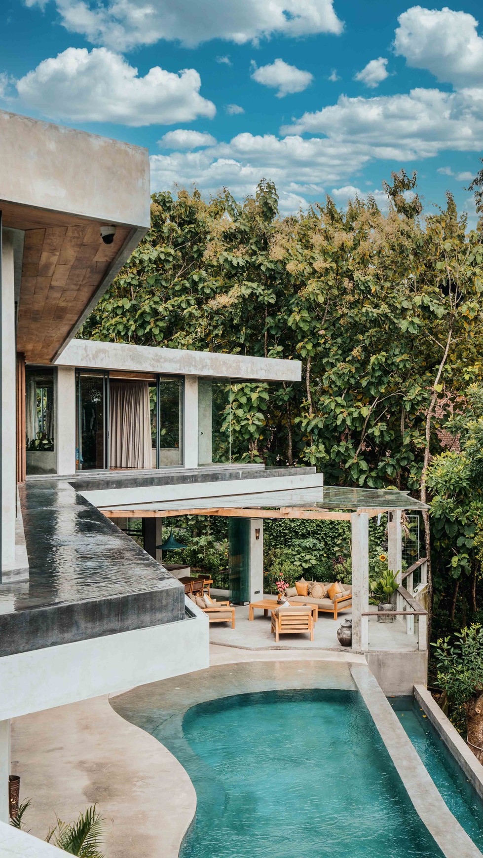 Rumah Hitung Tanah Area Cipete