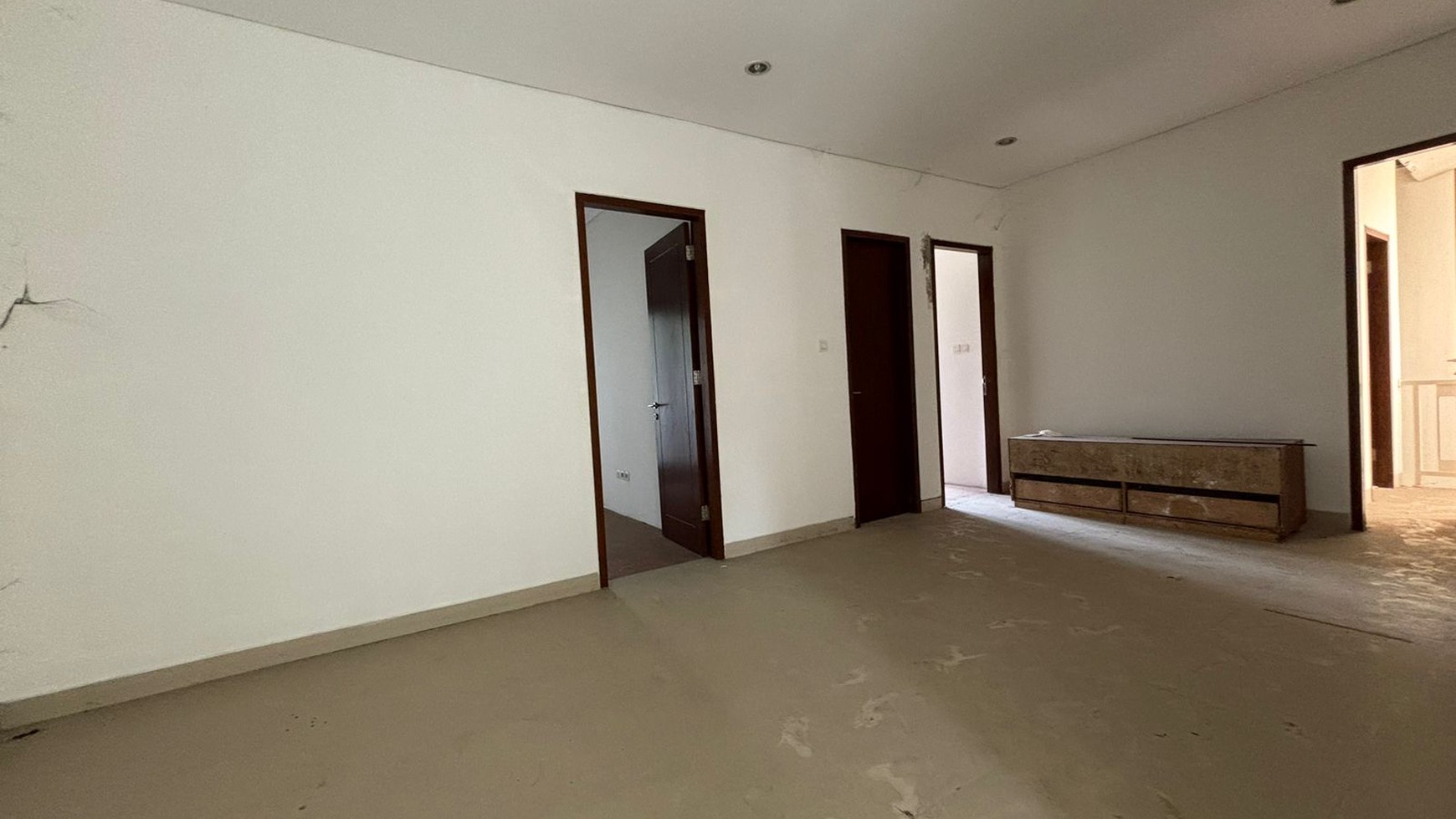 Rumah Hitung Tanah Area Cipete