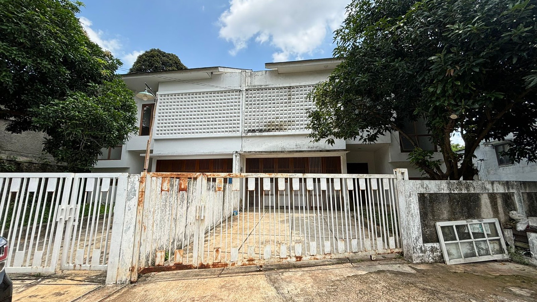 Rumah Hitung Tanah Area Cipete