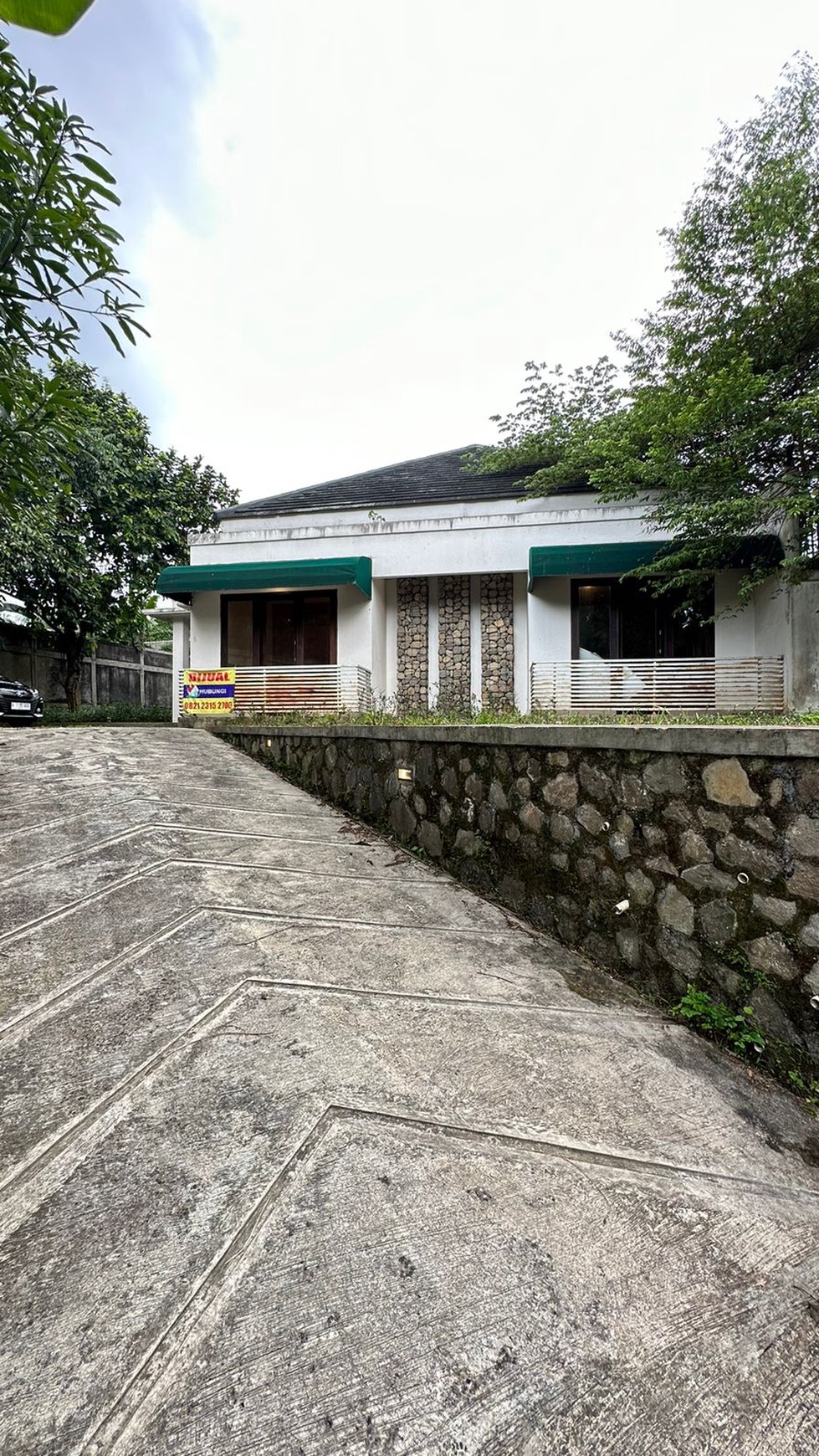 Rumah Hitung Tanah Area Cipete