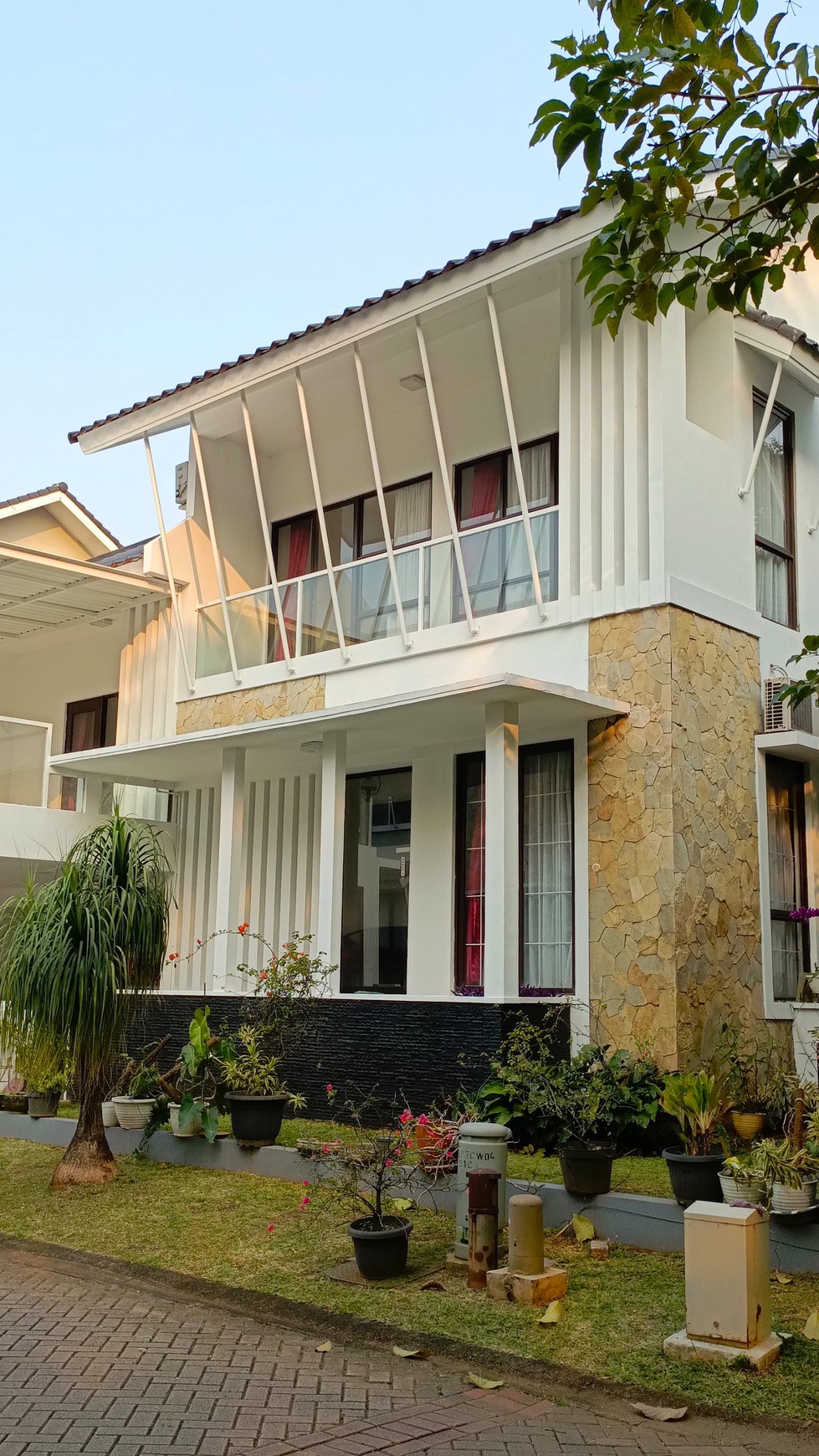 Rumah Hitung Tanah Area Cipete