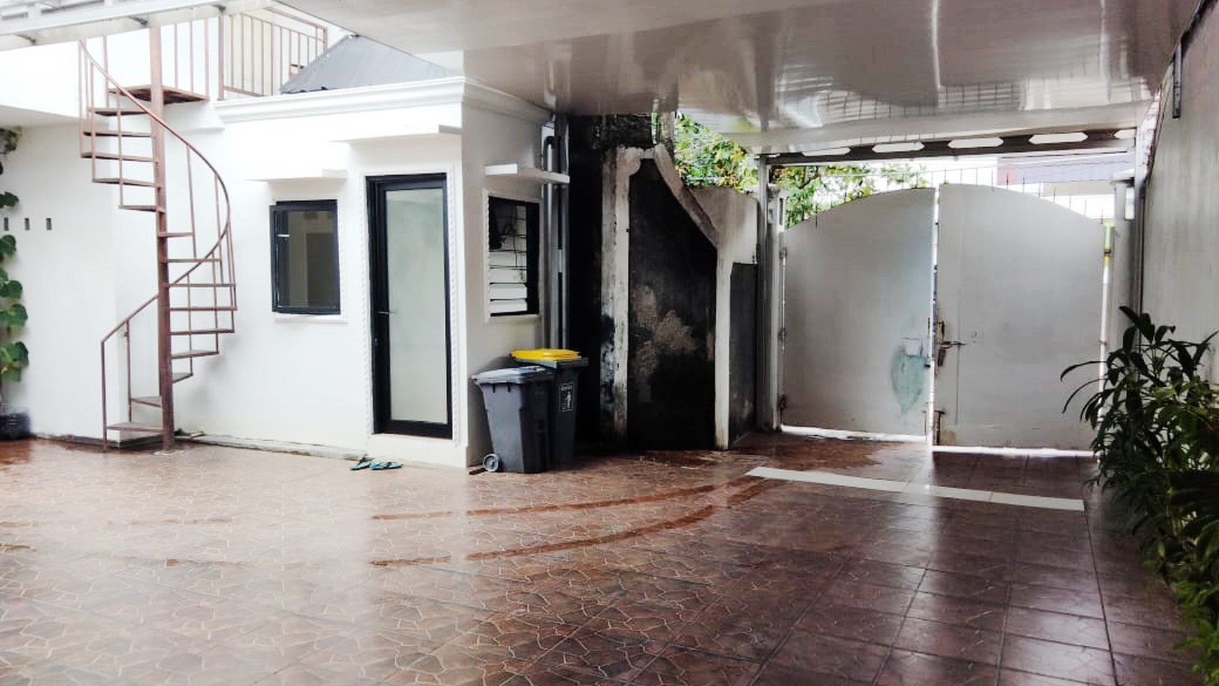 Rumah Hitung Tanah Area Cipete