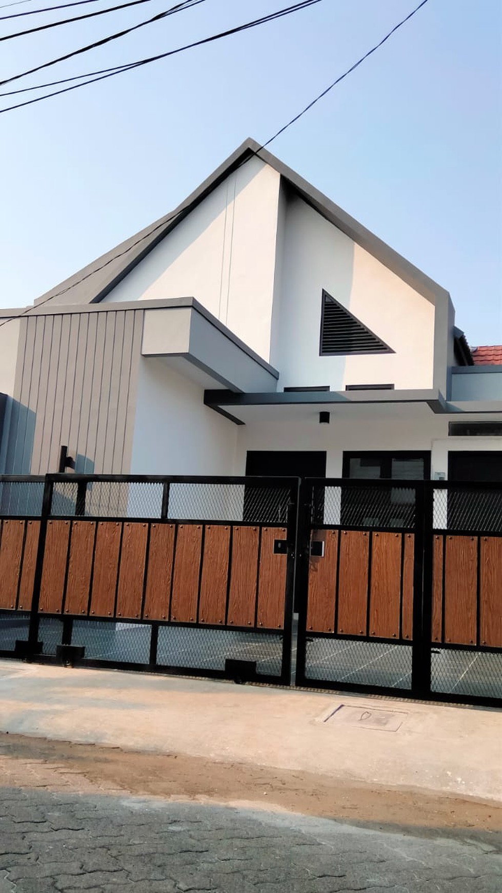 Rumah Hitung Tanah Area Cipete