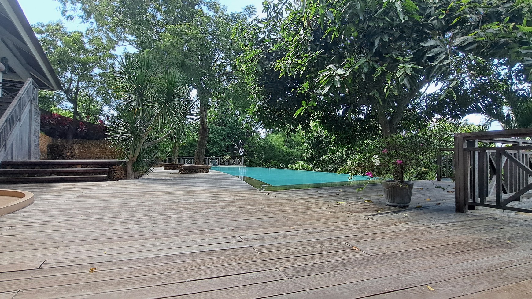 For Sale Brand new  beautiful resort close to the beach available with legal entity ( PT. PMA )  in quiet north Bali 