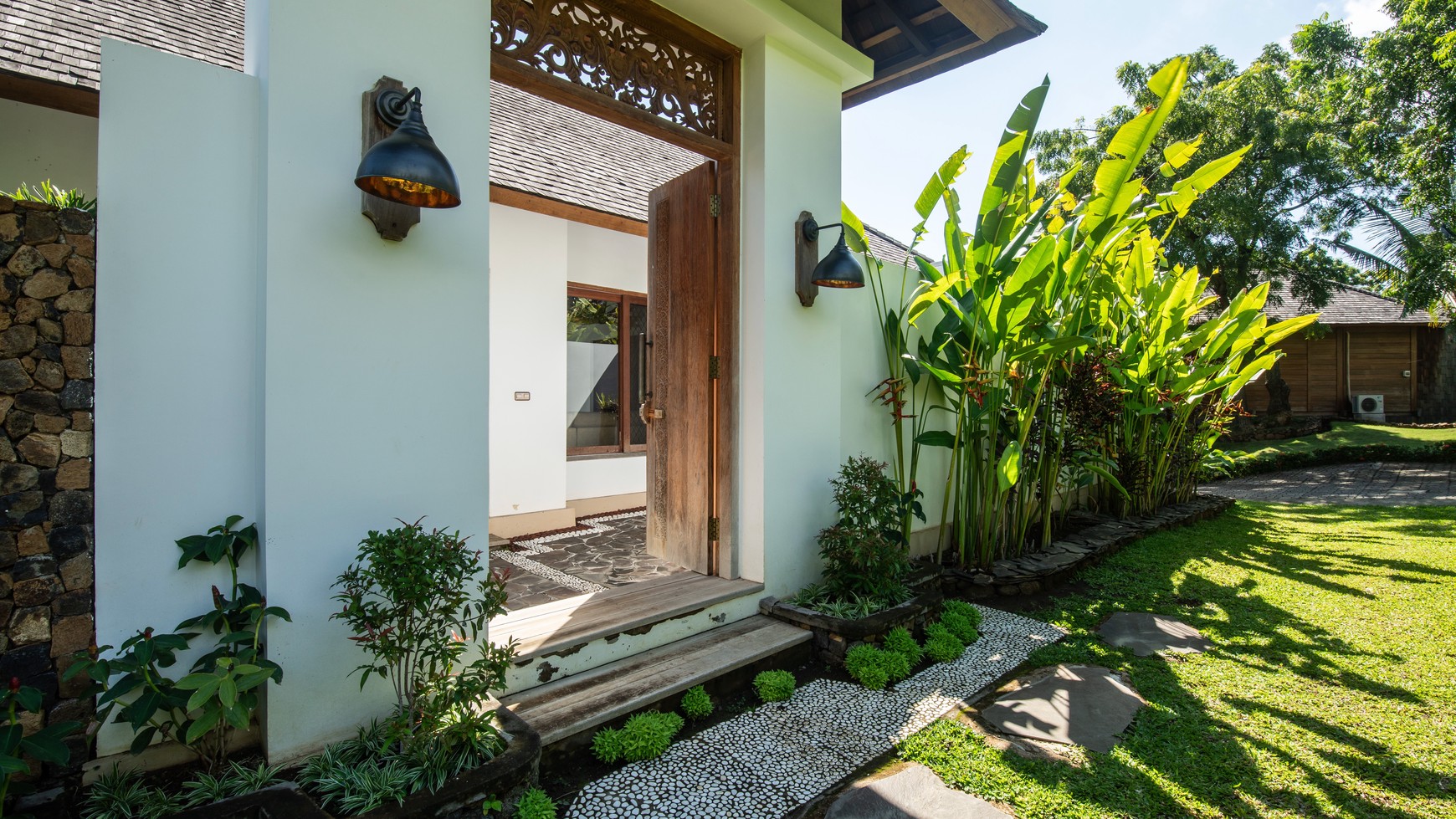 For Sale Brand new  beautiful resort close to the beach available with legal entity ( PT. PMA )  in quiet north Bali 